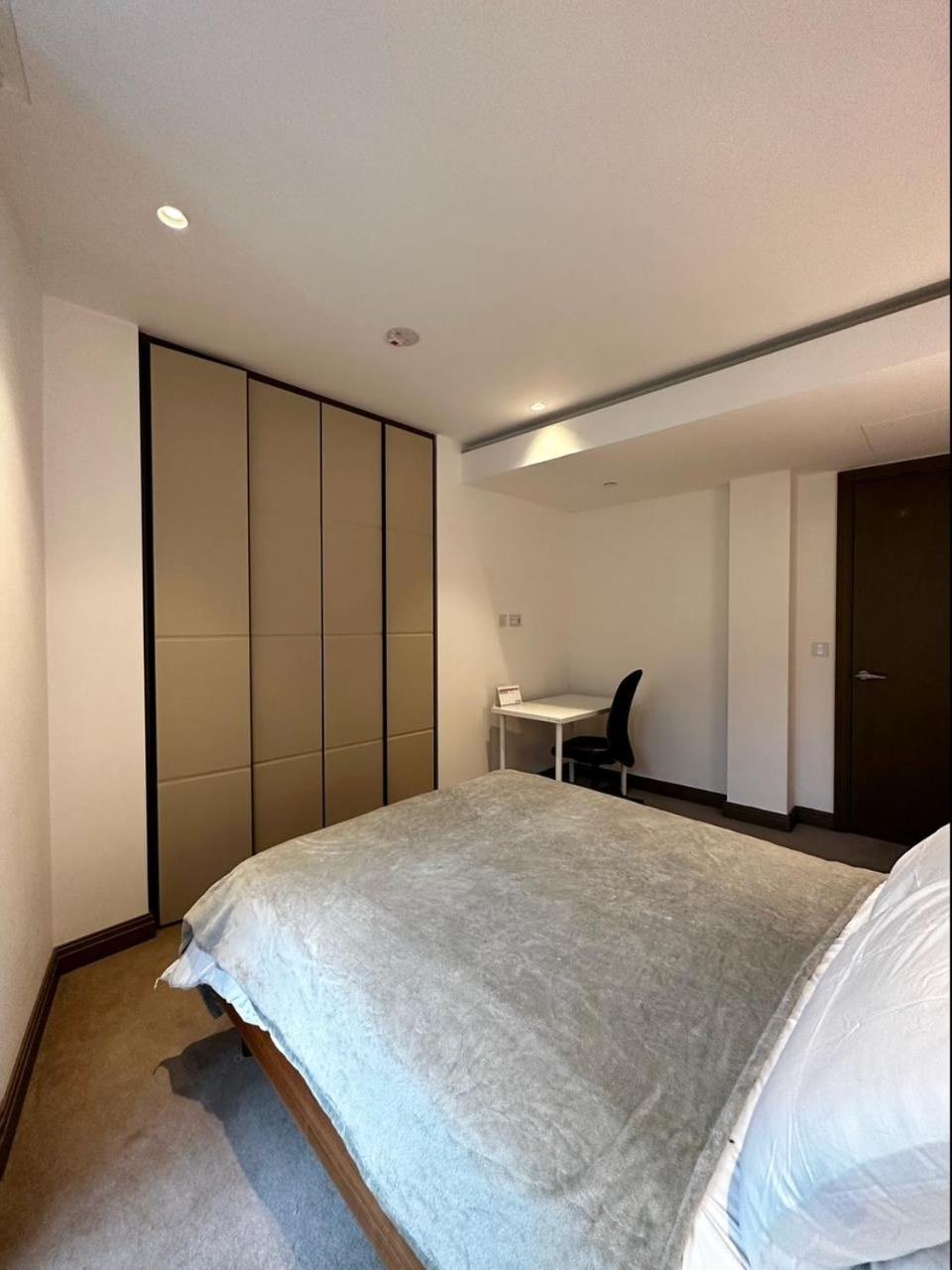 Iconic Luxury 2 Bed 2 Bath