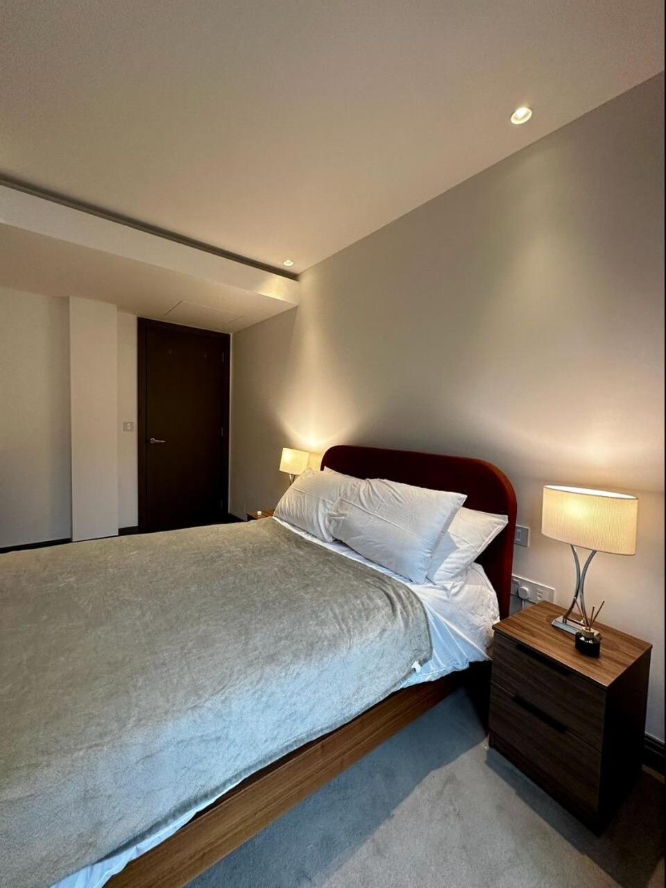 Iconic Luxury 2 Bed 2 Bath * Londres