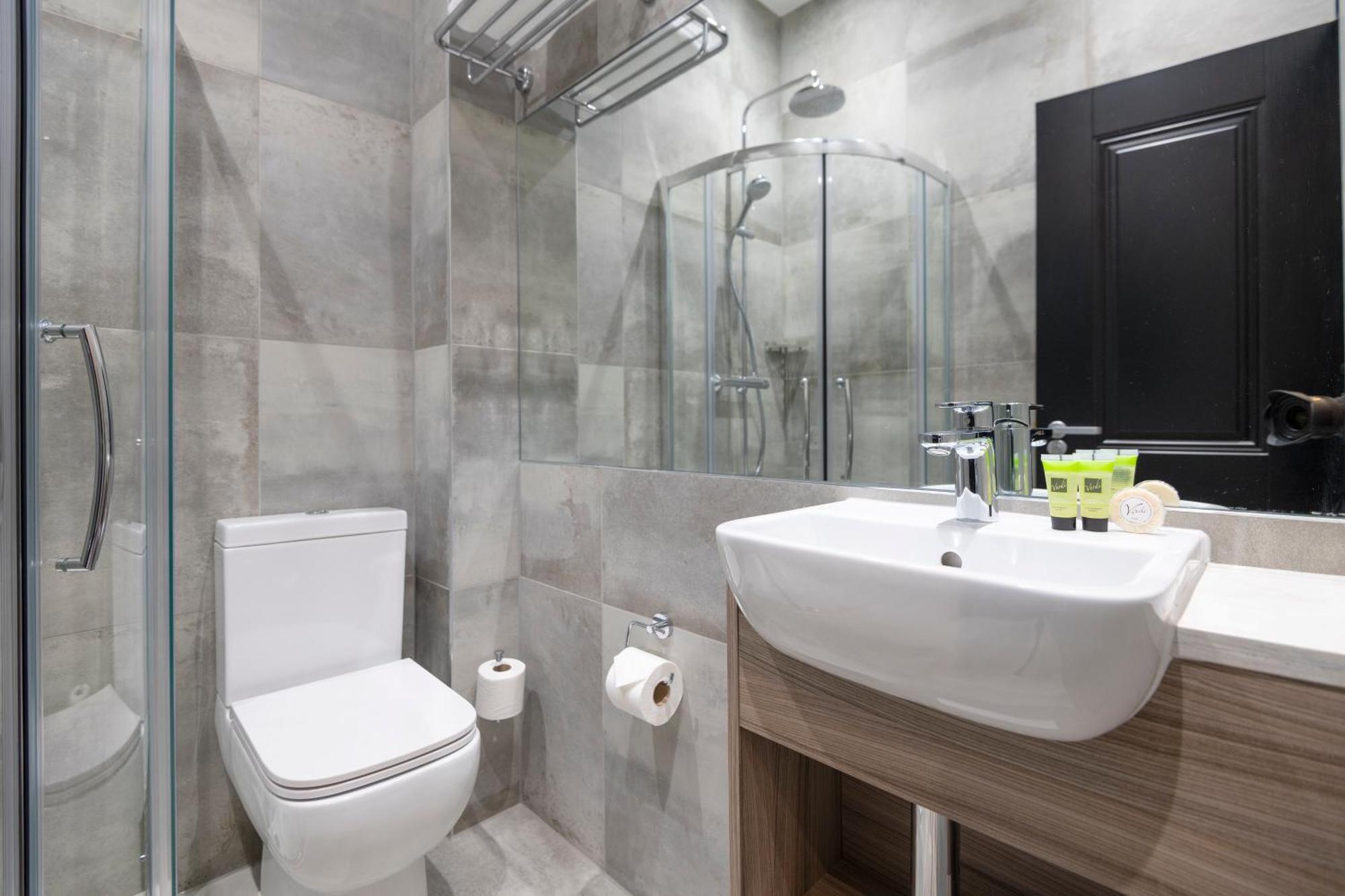 Brit Earls Court 3* Londres