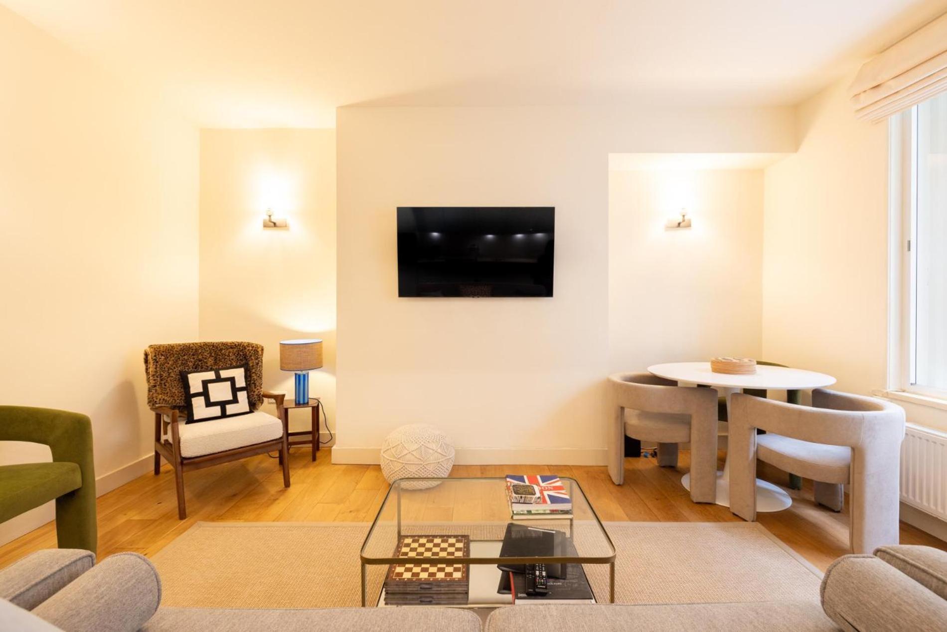 Hues, 2 Bedroom Appartement Londres