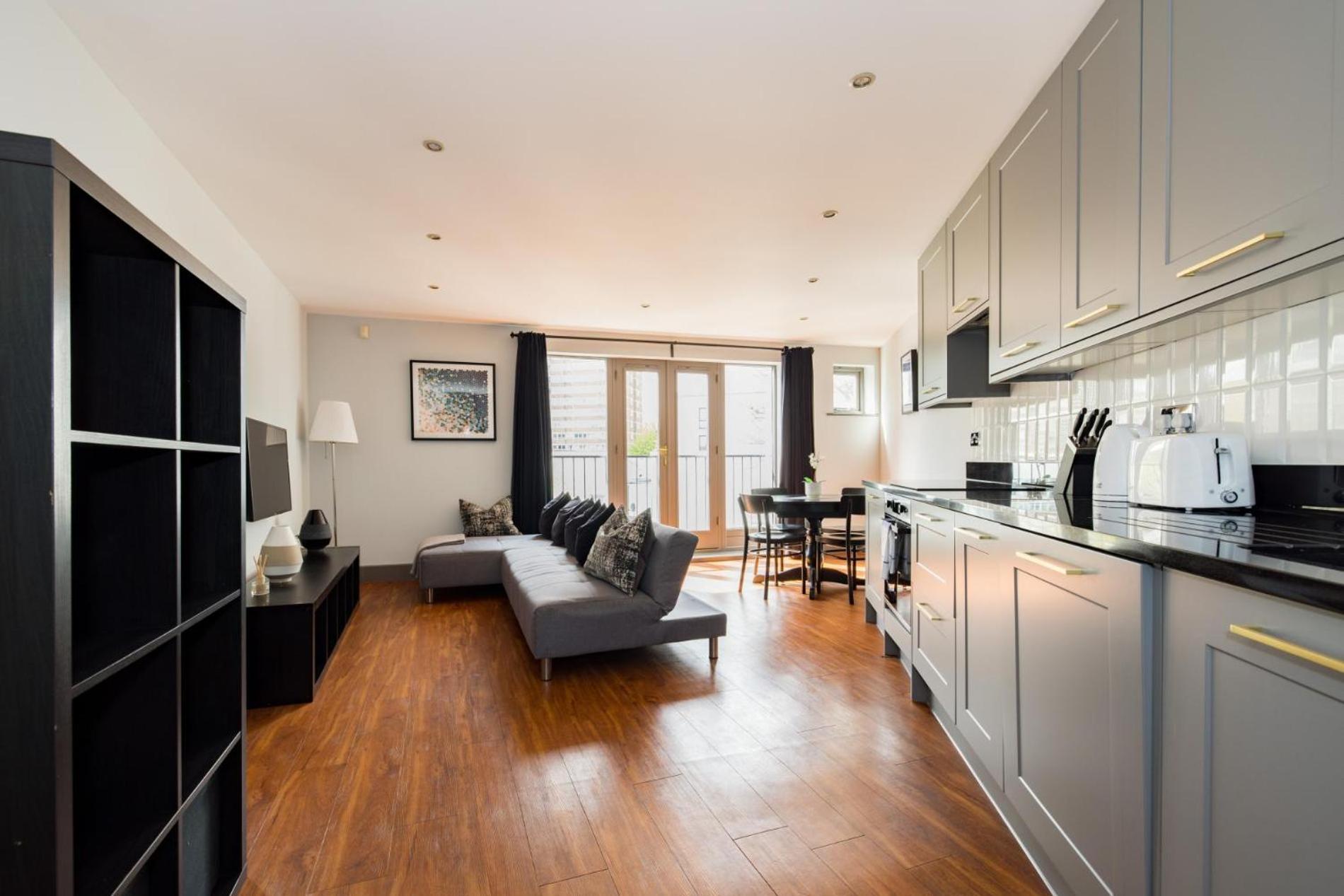 Appartement Sunshine In My Mood - 2 Bedroom Flat In Battersea Londen