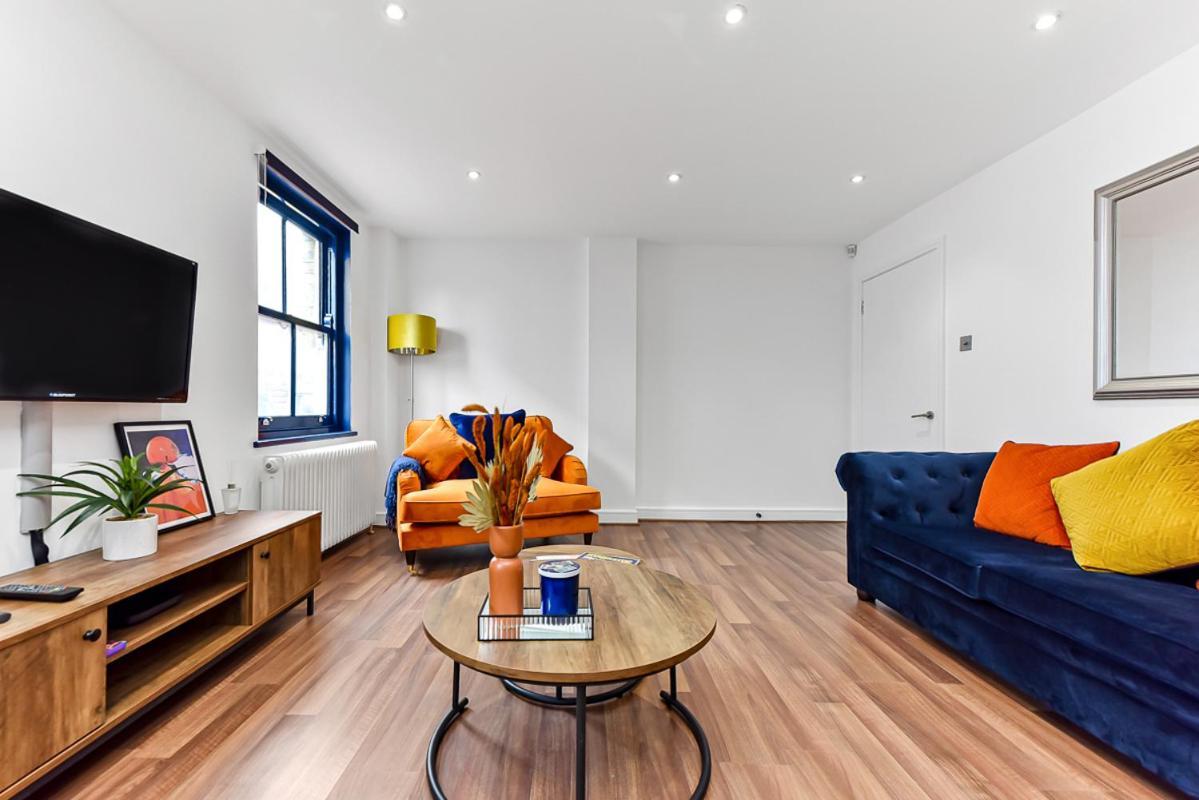 Bright And Spacious 2 Bed In Londres