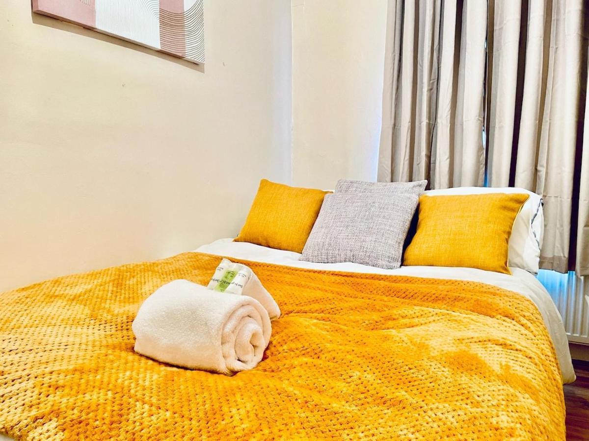 Apartment Plaistow Near Custom House Excel Free Parking *