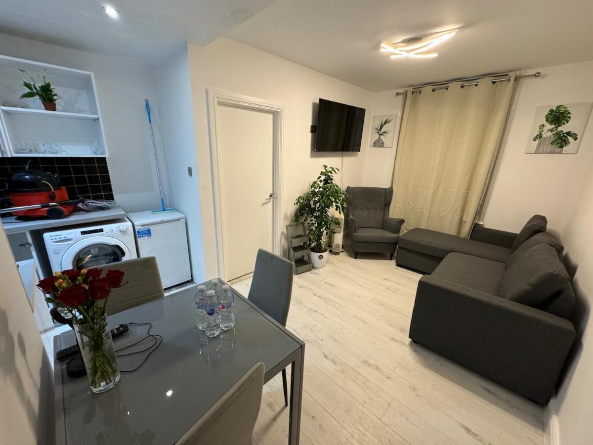 Apartamento One Bedroom Flat 2nd Floor Victoria Londres