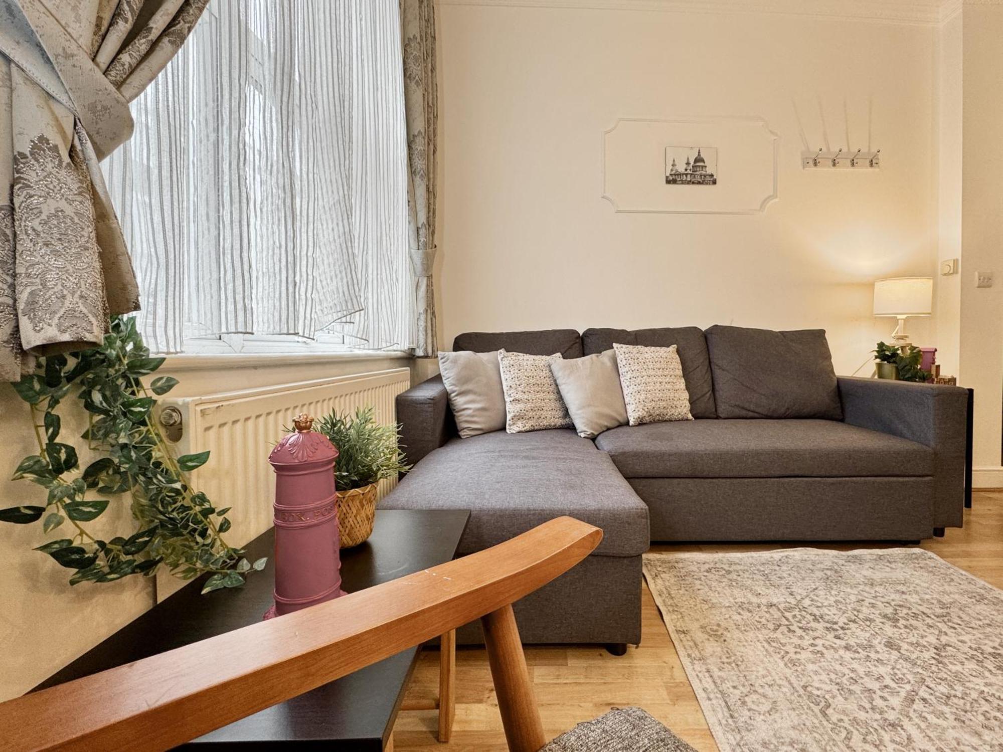 Comfortable Flat For Group Getaway Near King's Cross And Camden Town * Londres
