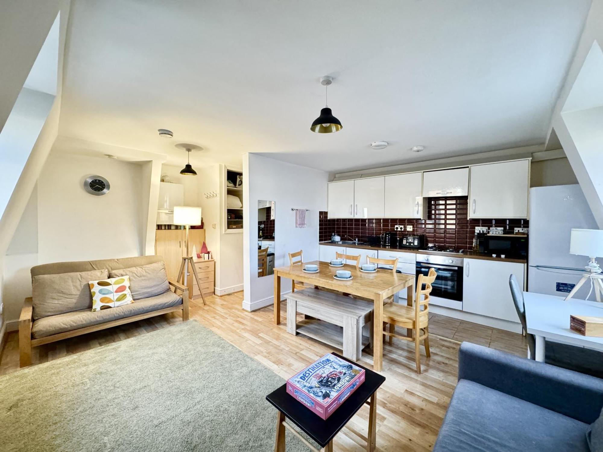 Comfortable Flat For Group Getaway Near King's Cross And Camden Town Appartement Londres