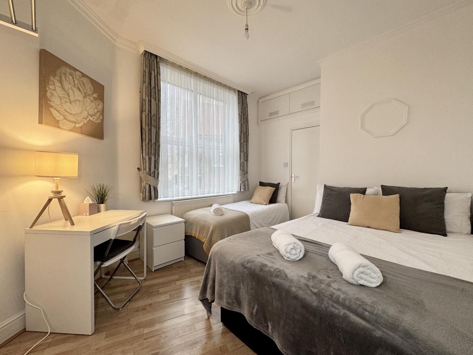 Comfortable Flat For Group Getaway Near King's Cross And Camden Town Londres