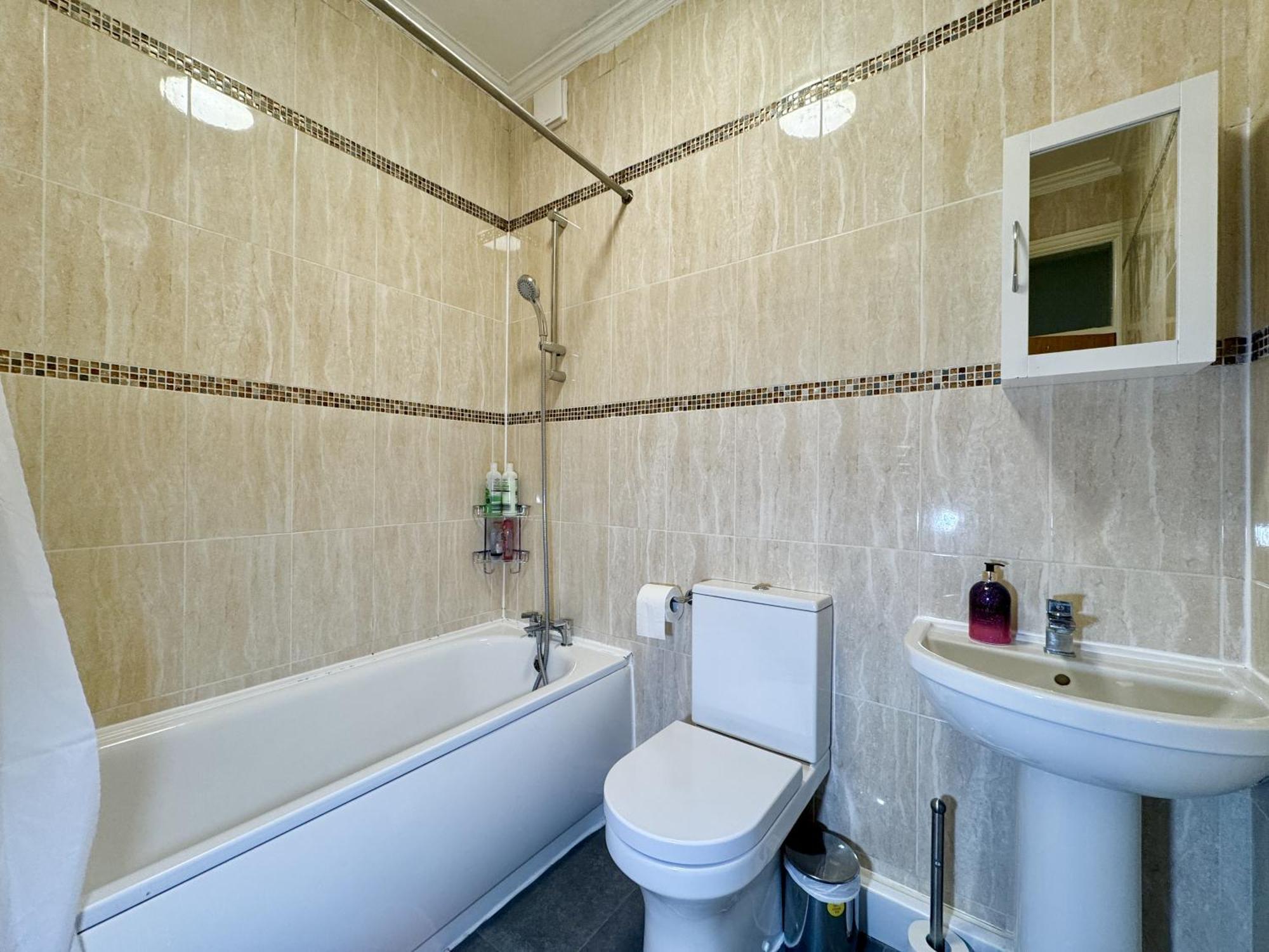 Comfortable Flat For Group Getaway Near King's Cross And Camden Town Appartement Londres