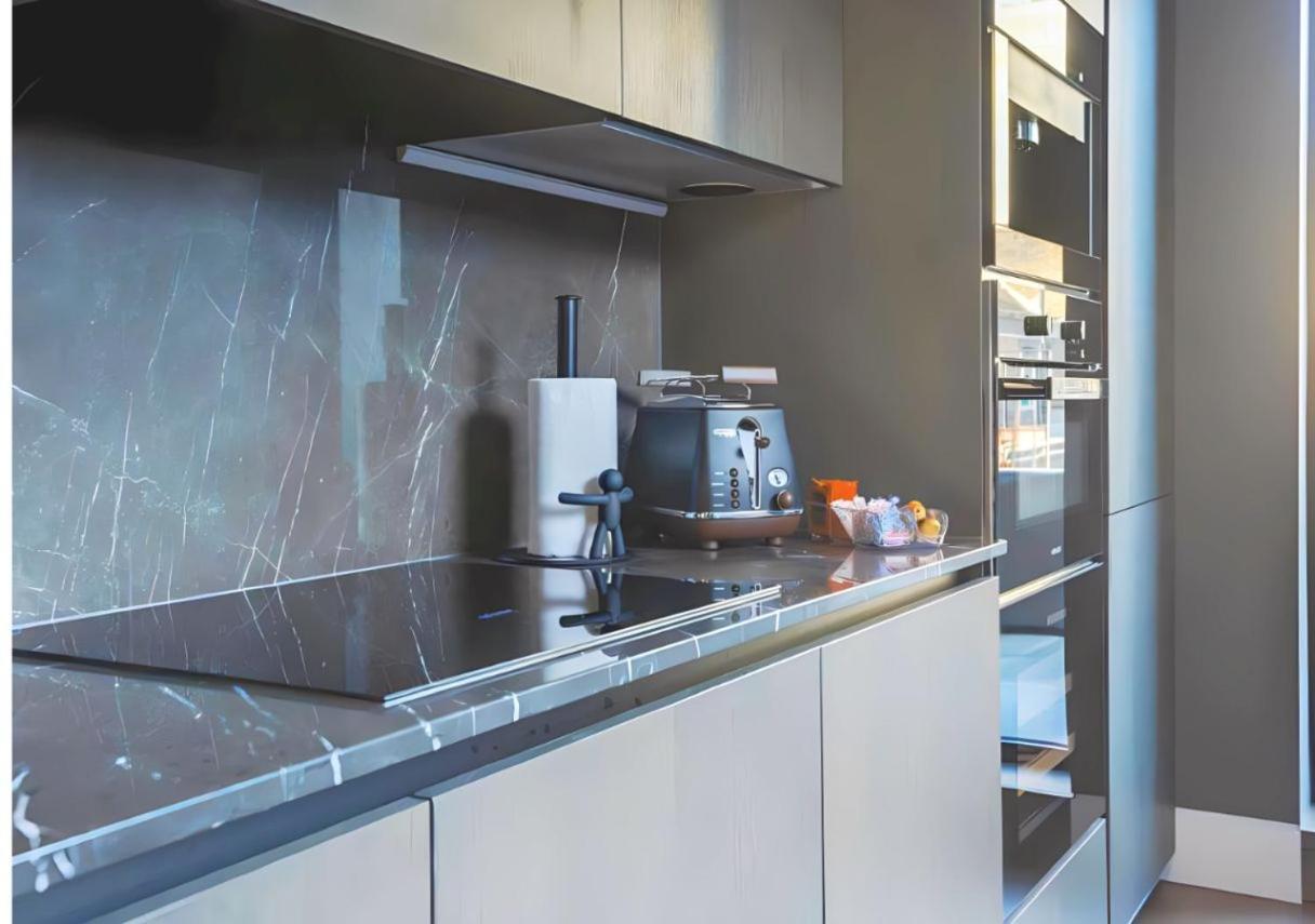 Apartment Soho Living - Elegant In The Heart Of Theatreland London