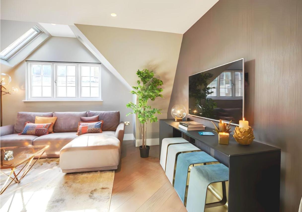 Soho Living - Elegant In The Heart Of Theatreland London