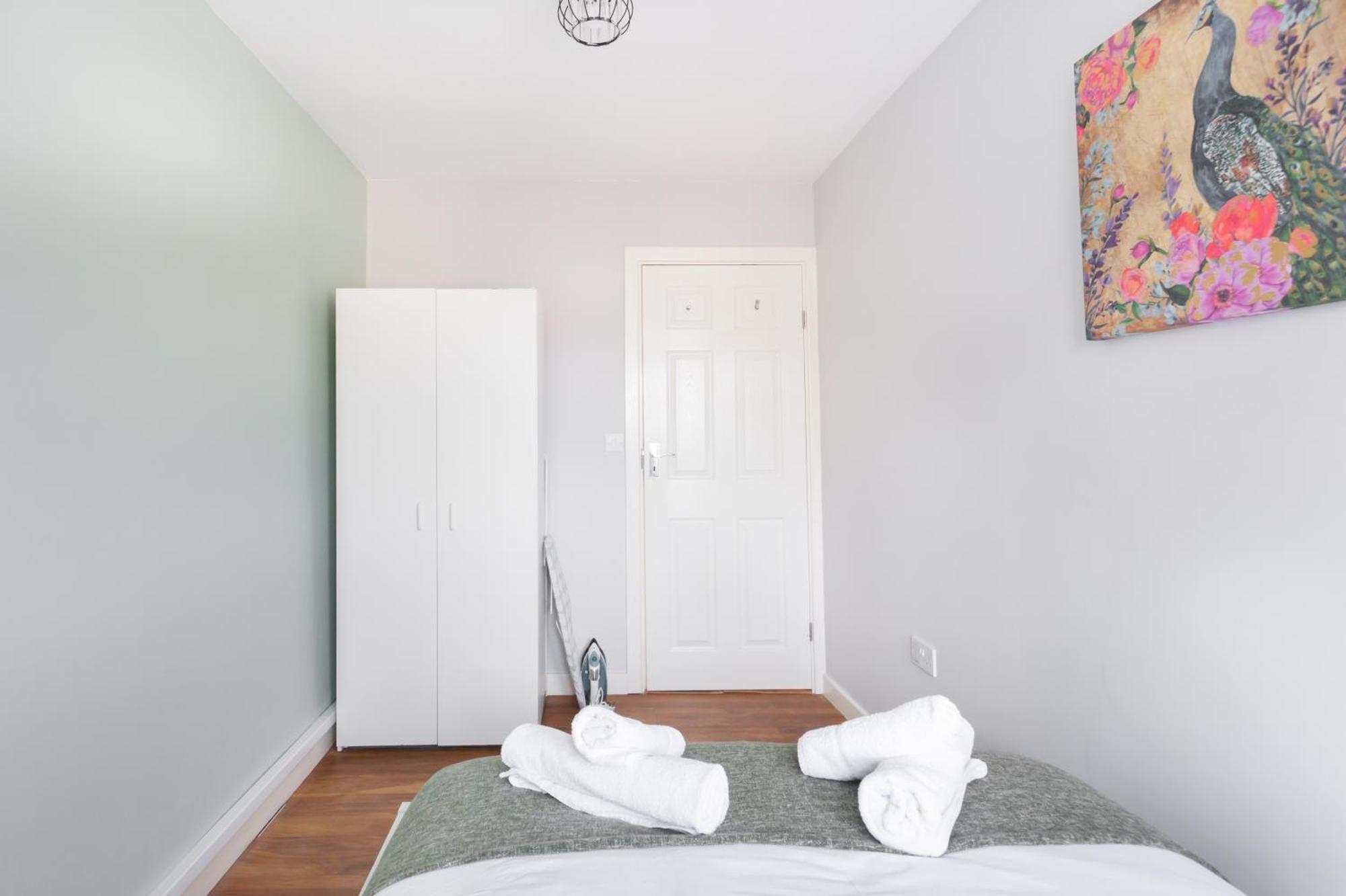 Apartamento Lovely 2 Bedrooms Flat Next To The Station