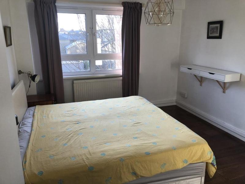 Appartement Budget Bethnal Two Bedroom Flat Londres