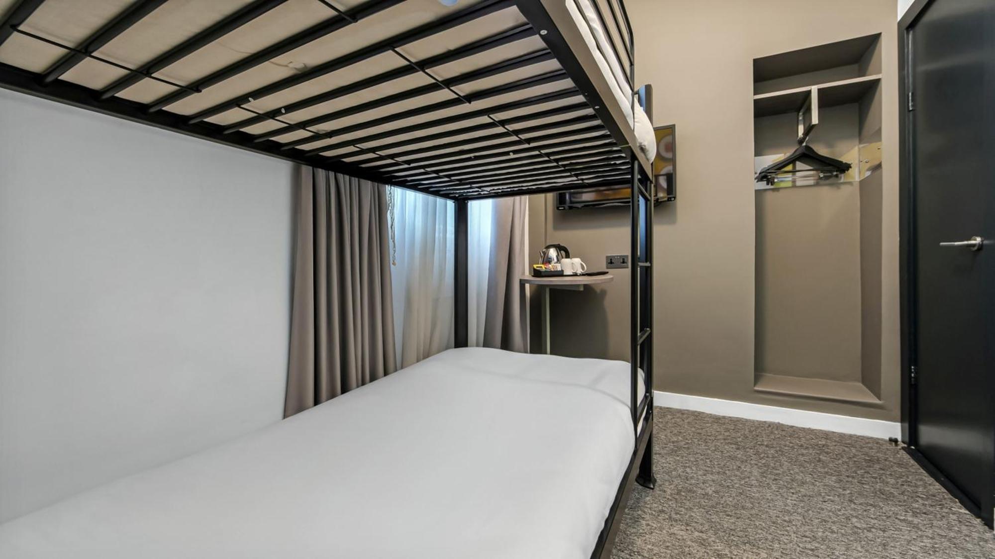 Heeton Concept - Kensington 3* London