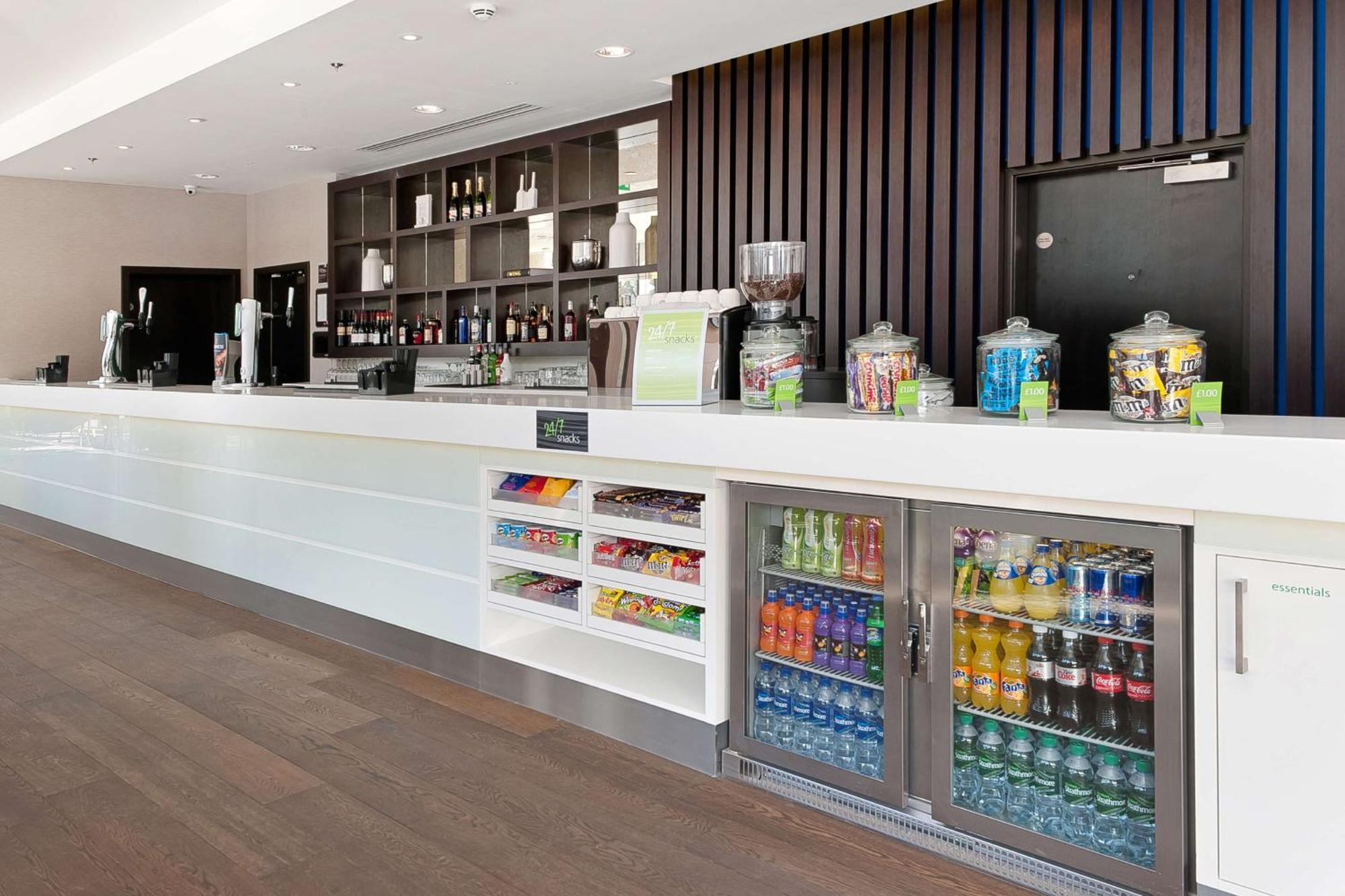 Hampton By Hilton Waterloo Hotel