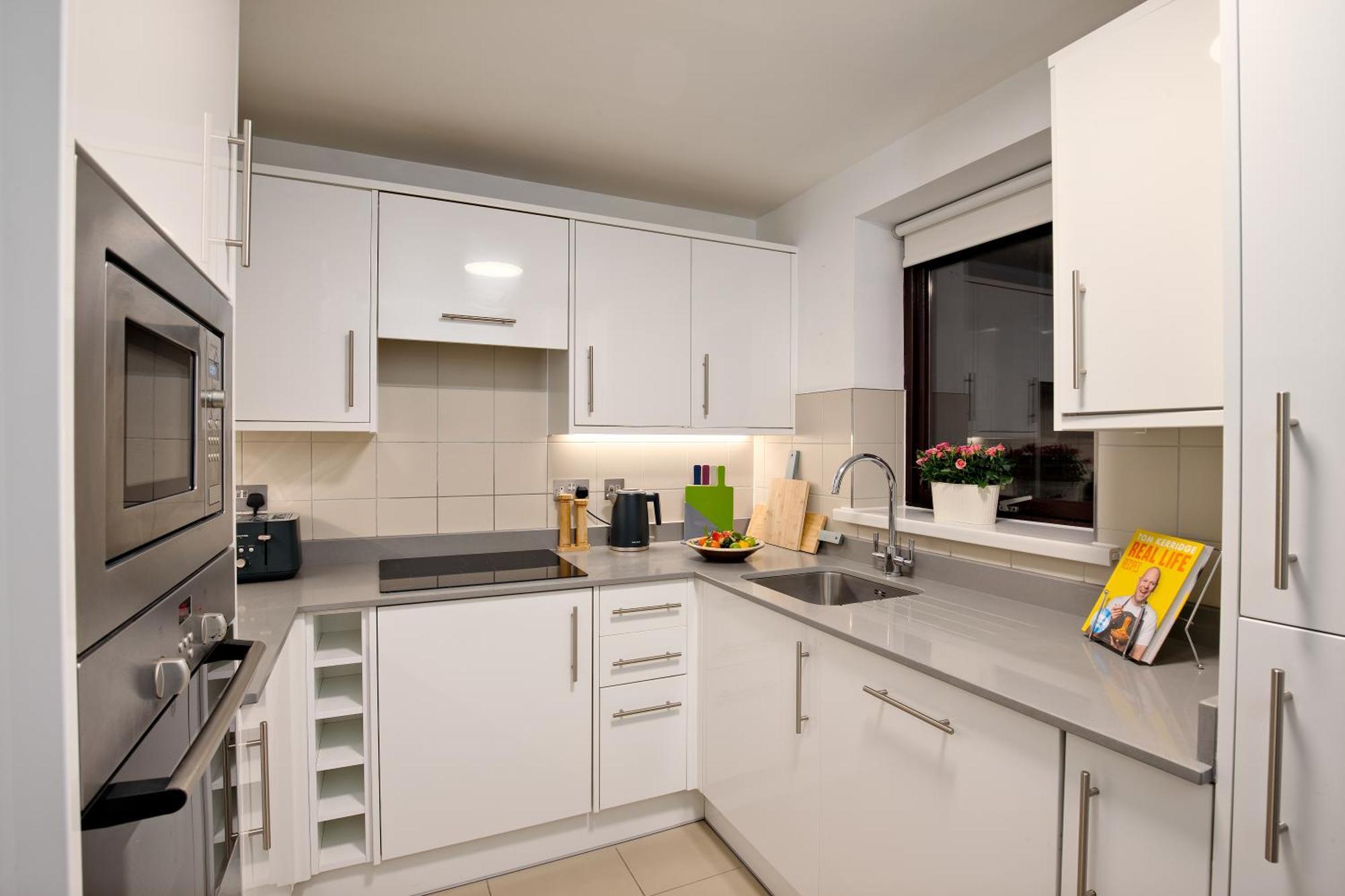 Monarch House - Serviced - Kensington Londres
