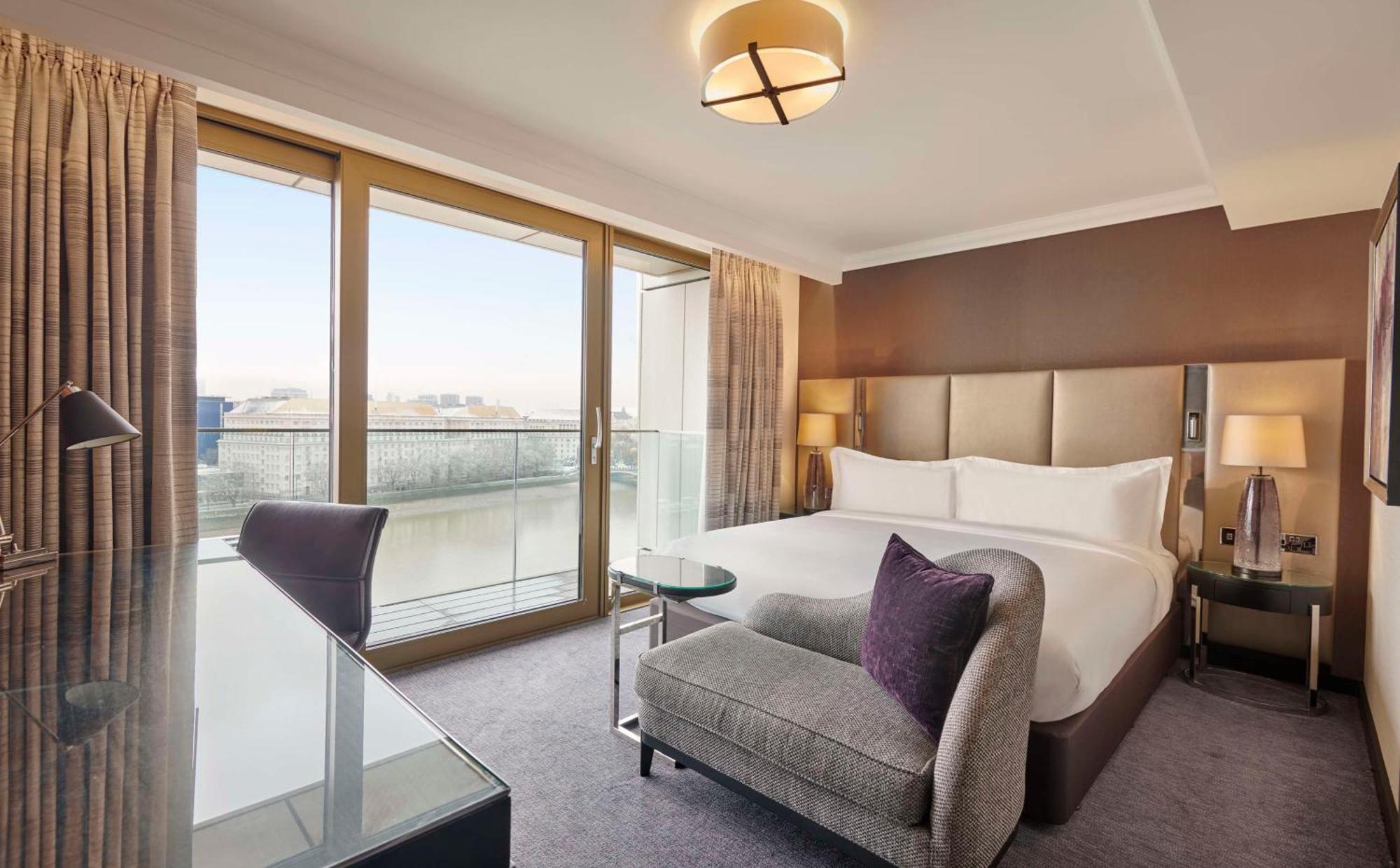 Hyatt Regency Embankment