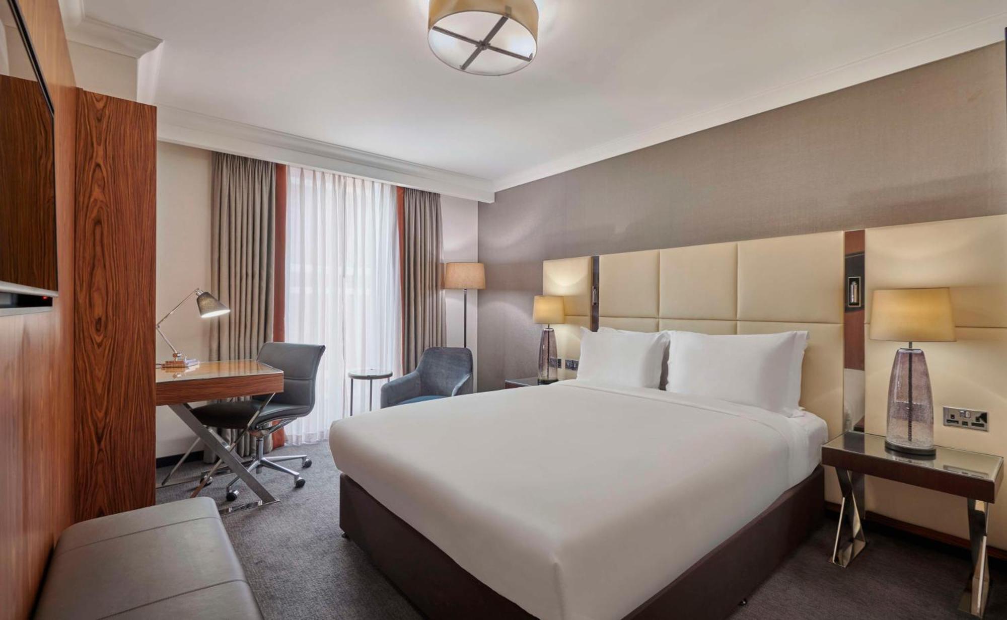 Hotel Hyatt Regency Embankment 4*