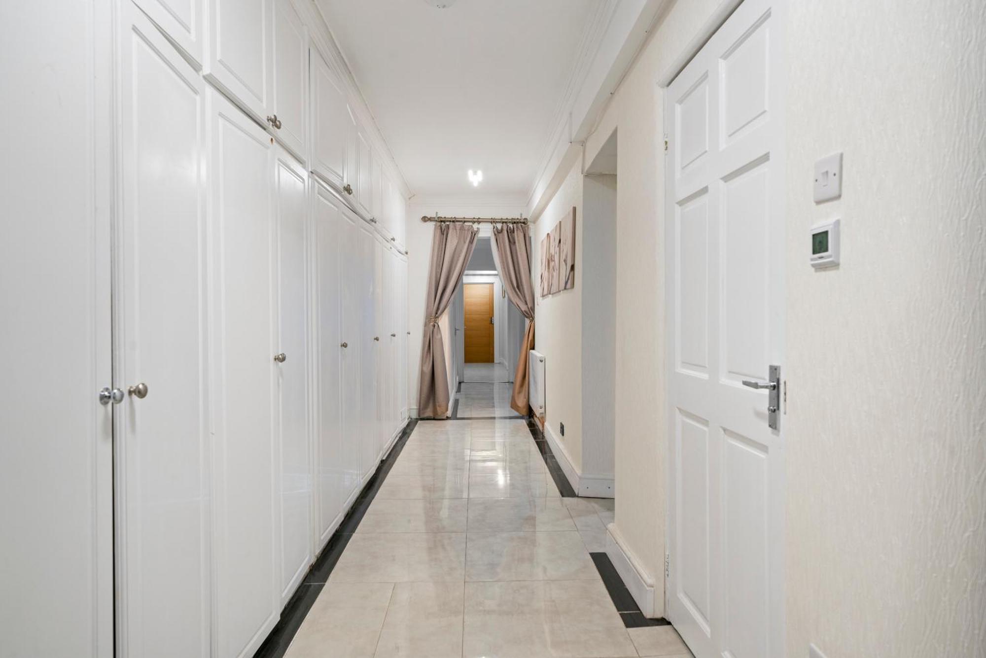 Central London Rooms * London
