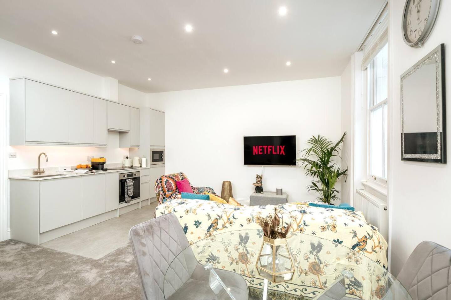 Niru Experience Elegant In Kensington Apartamento
