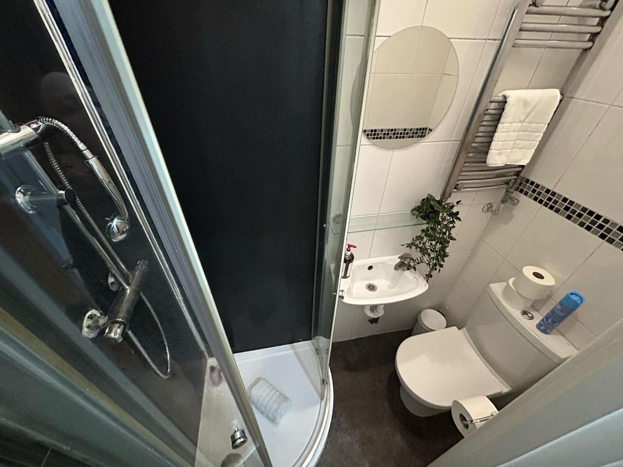 Affordable Studio, 1, 2 And 3 Bed In E14 Apartamento Londres