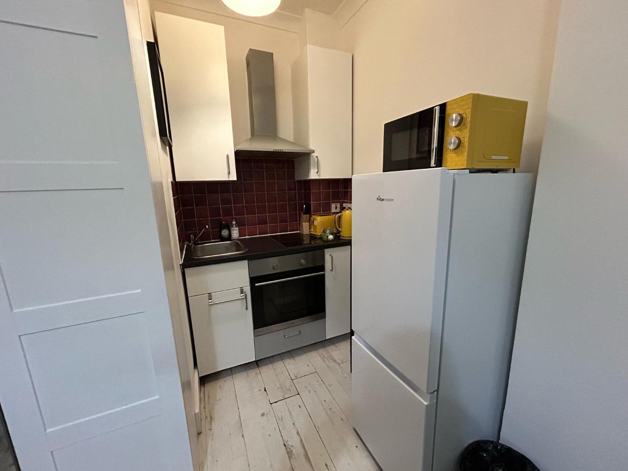 Appartement Affordable Studio, 1, 2 And 3 Bed In E14 *