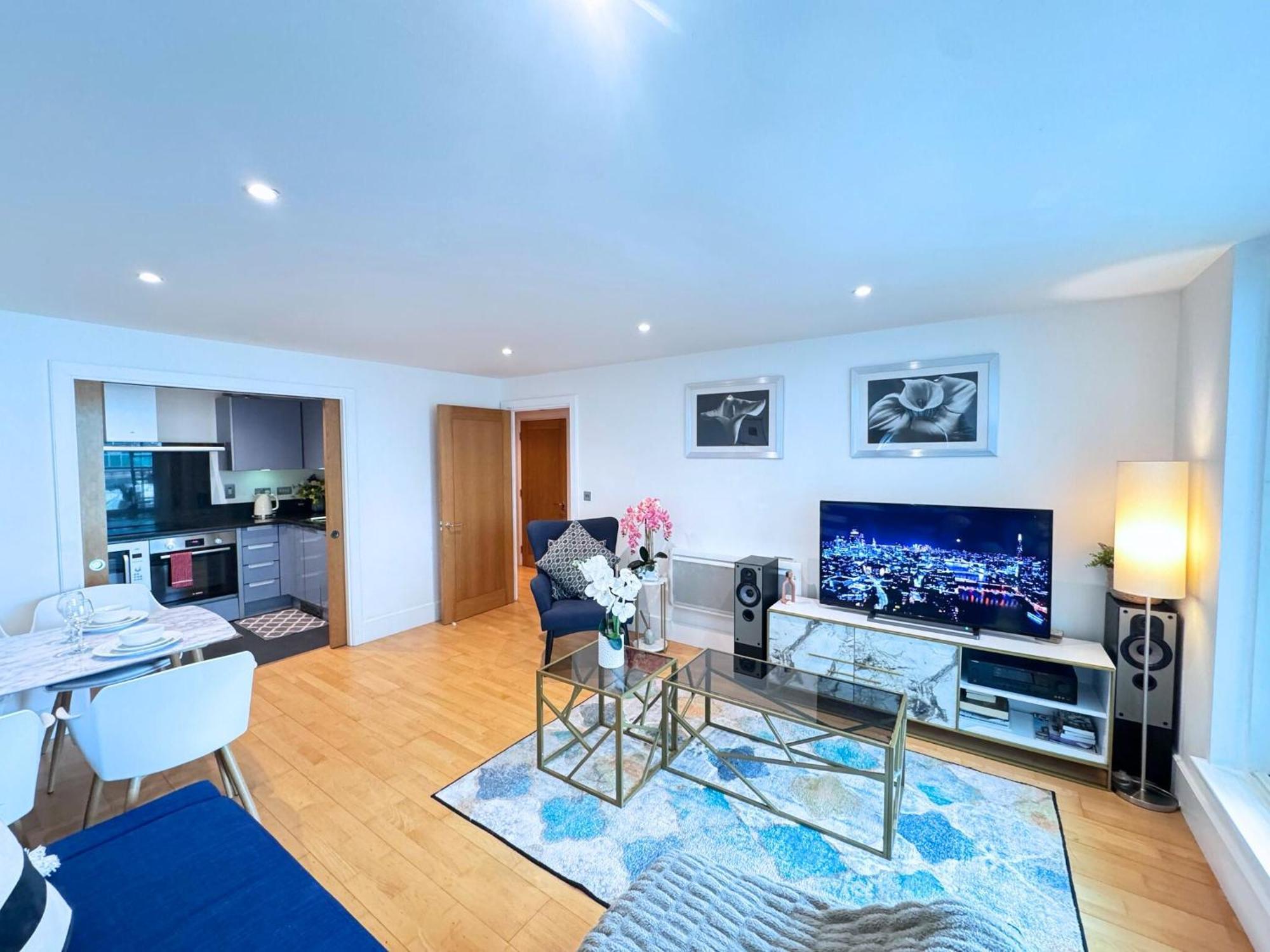 River View Eye Vauxhall 2 Bedroom Londres