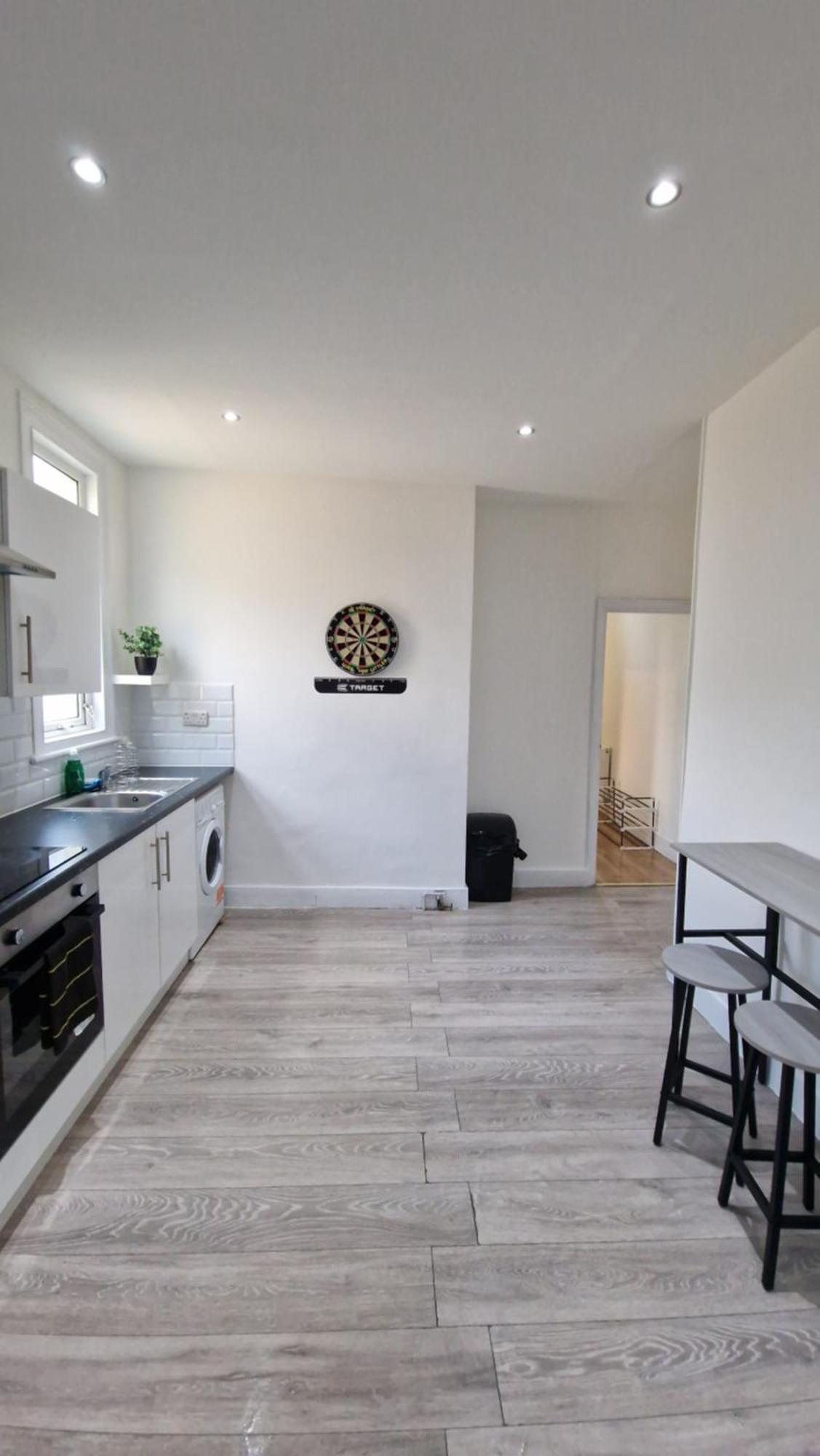 3 Bedrooms House With Parking Hébergement de vacances Londres