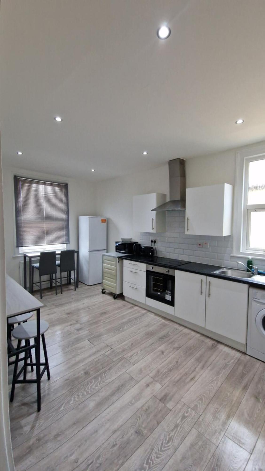 3 Bedrooms House With Parking Hébergement de vacances *