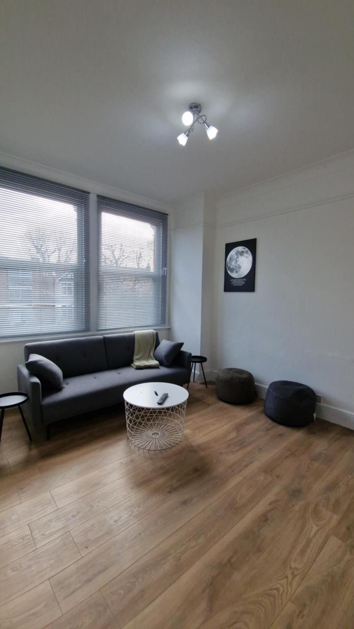 3 Bedrooms House With Parking Hébergement de vacances
