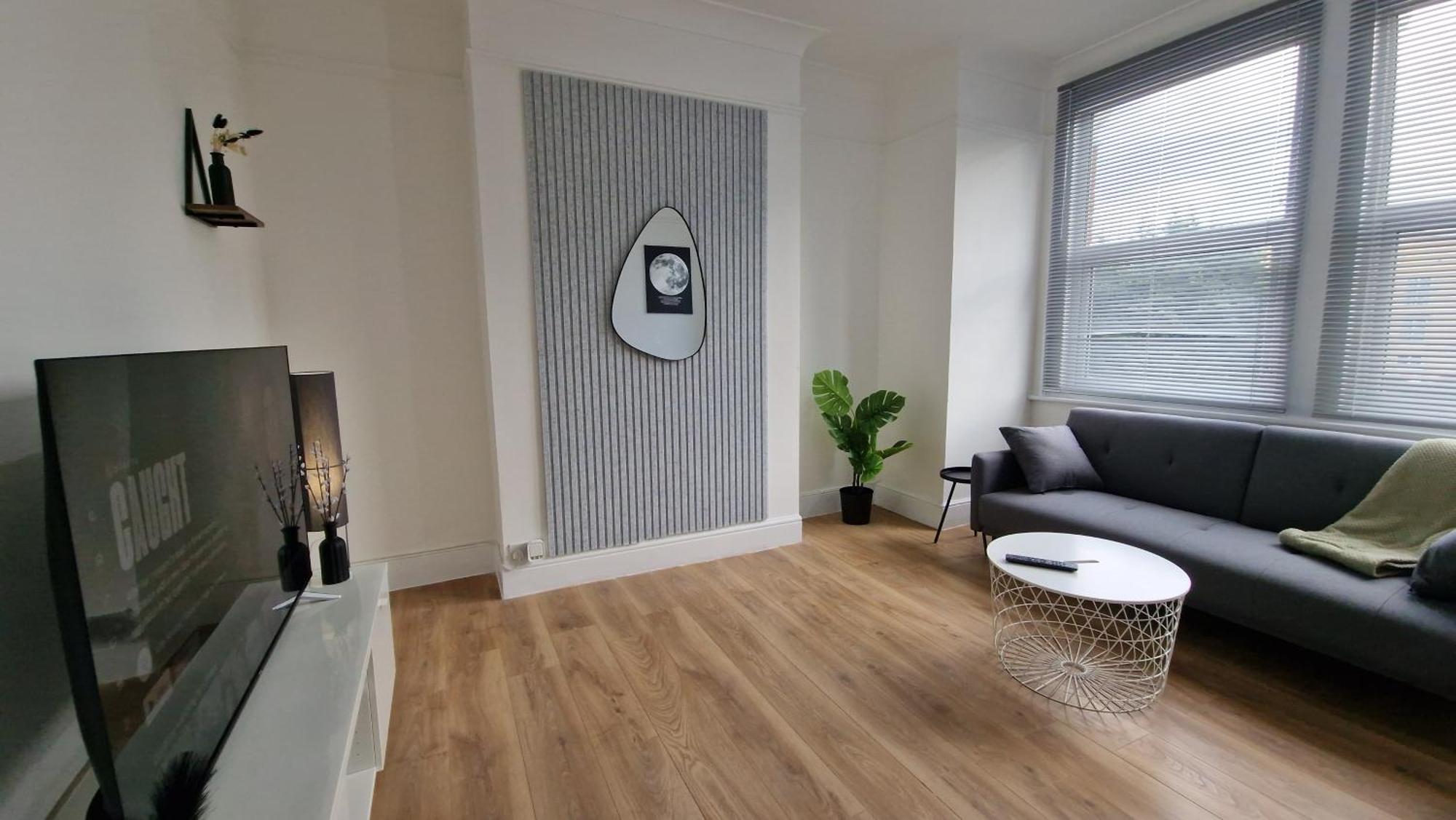 Hébergement de vacances 3 Bedrooms House With Parking
