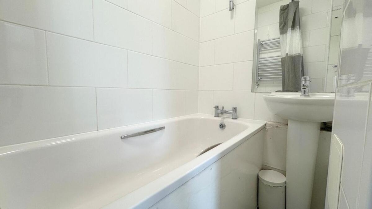 2 Bed In Paddington * Londres
