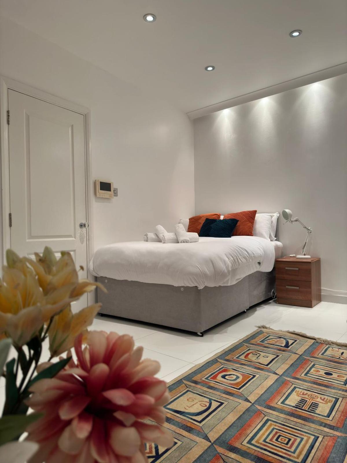 Stylish Modern In The Heart Of St Paul Smithfield Barbican Londen