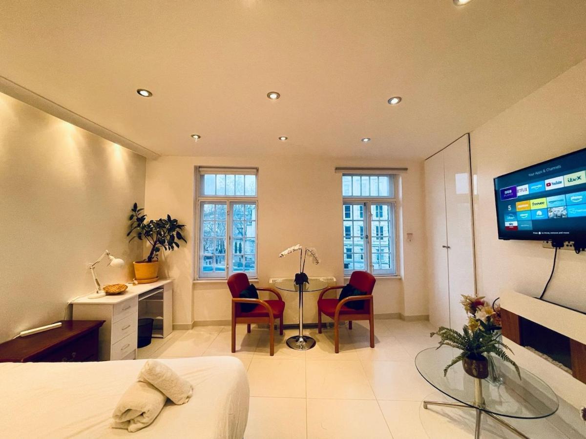 Stylish Modern In The Heart Of St Paul Smithfield Barbican Appartement Londres