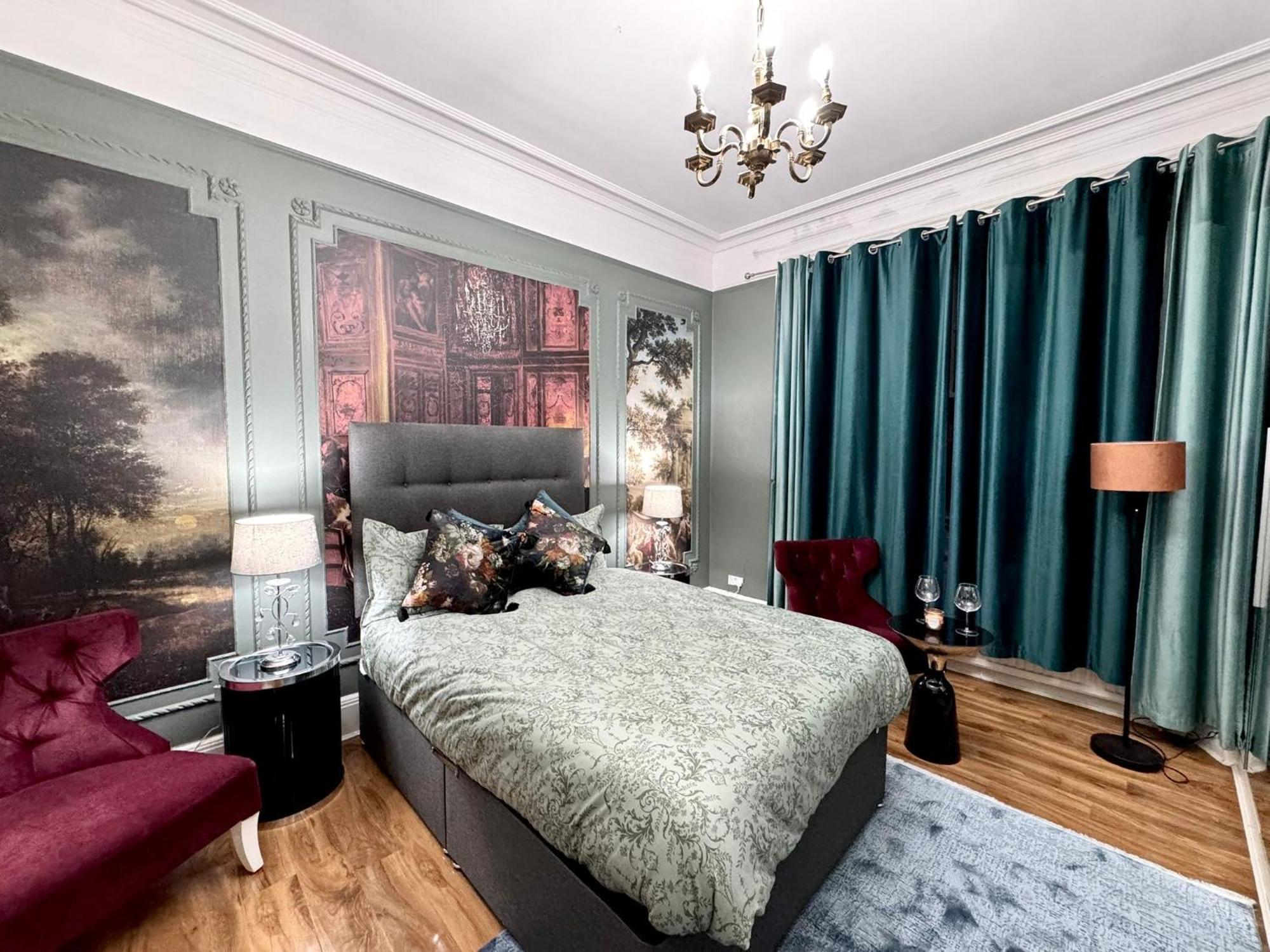 Beautiful Family Marble Arch London