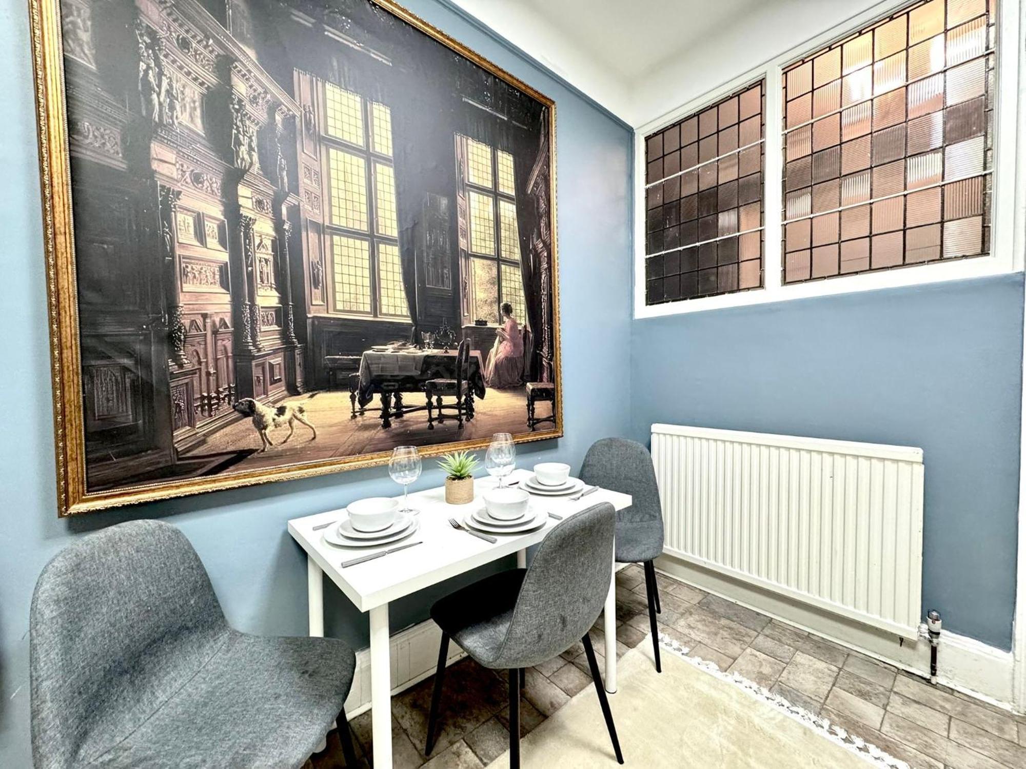 Beautiful Family Marble Arch London