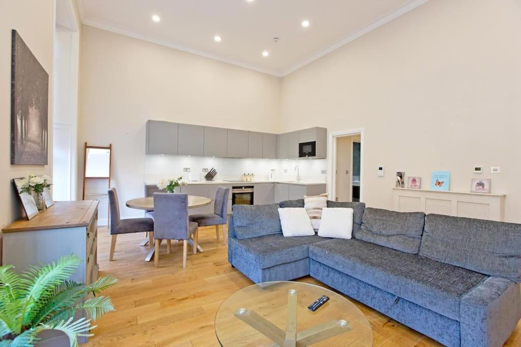 1 Bed Kensington Cromwell Flat With Balcony Number 4 Appartement