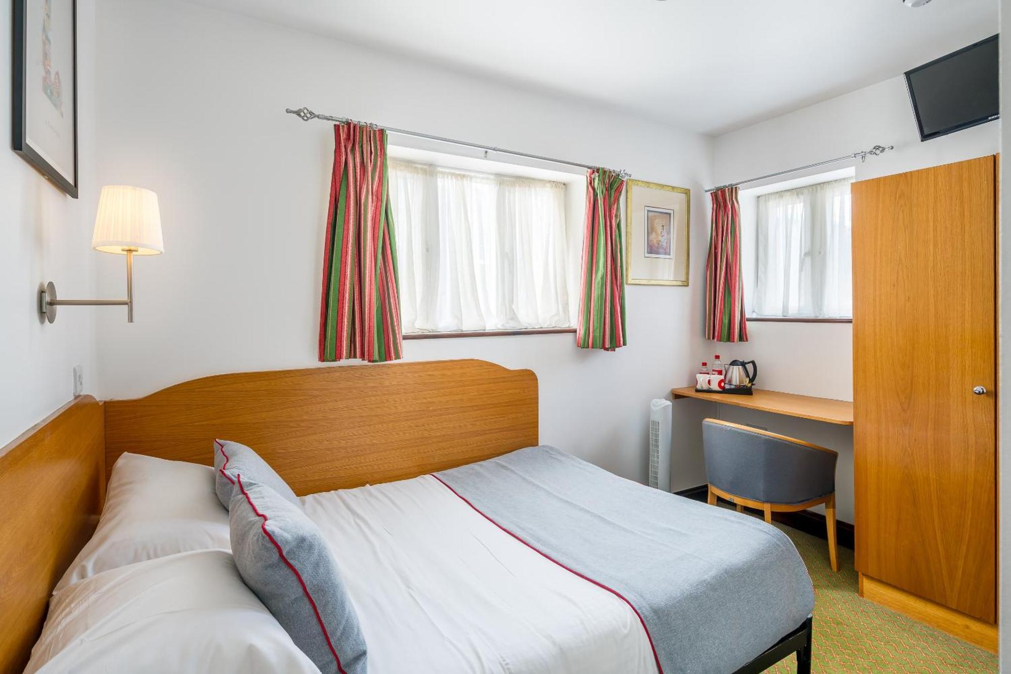 Oyo Abbey Hotel, Shepherd's Bush Market Londres