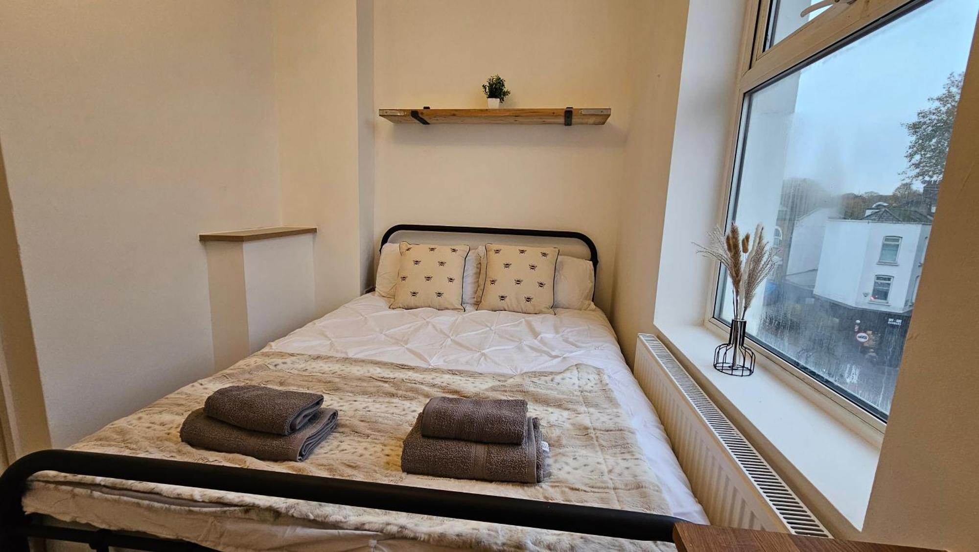 Oyo New Dome Hotel