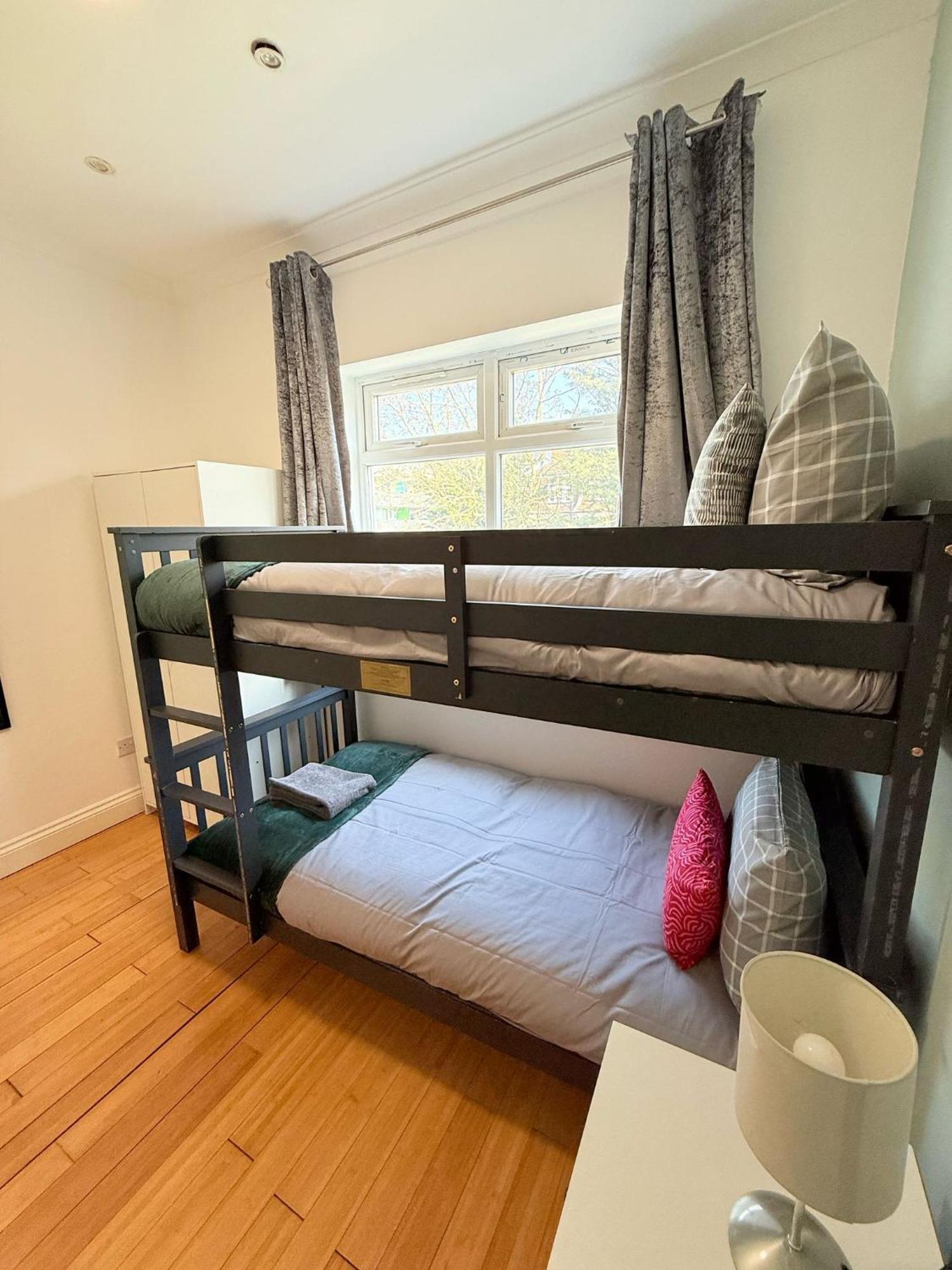 Quarto em Acomodações Particulares Wembley Londres