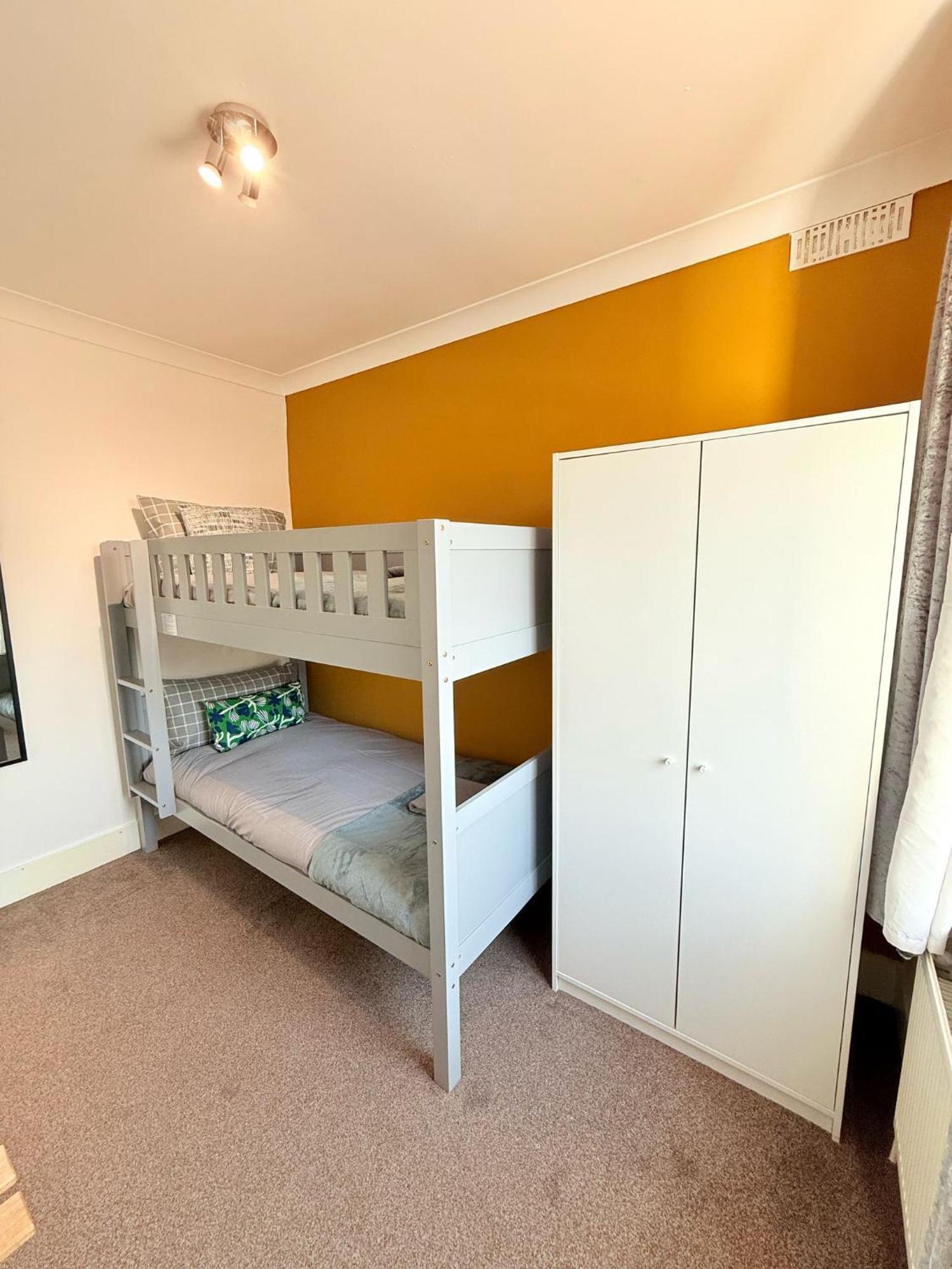 Wembley Quarto em Acomodações Particulares Londres