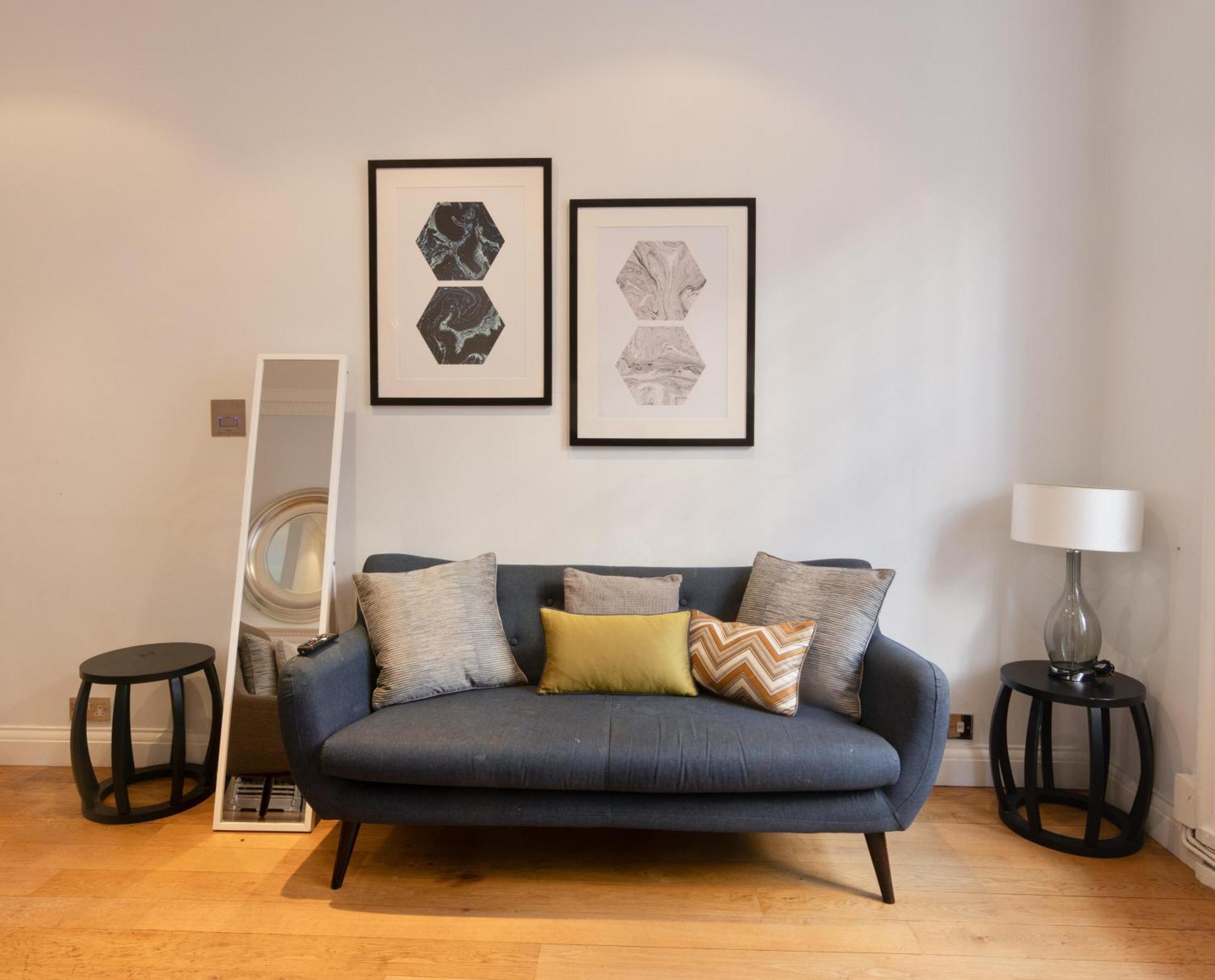 2 Bedroom Luxury Knightsbridge *