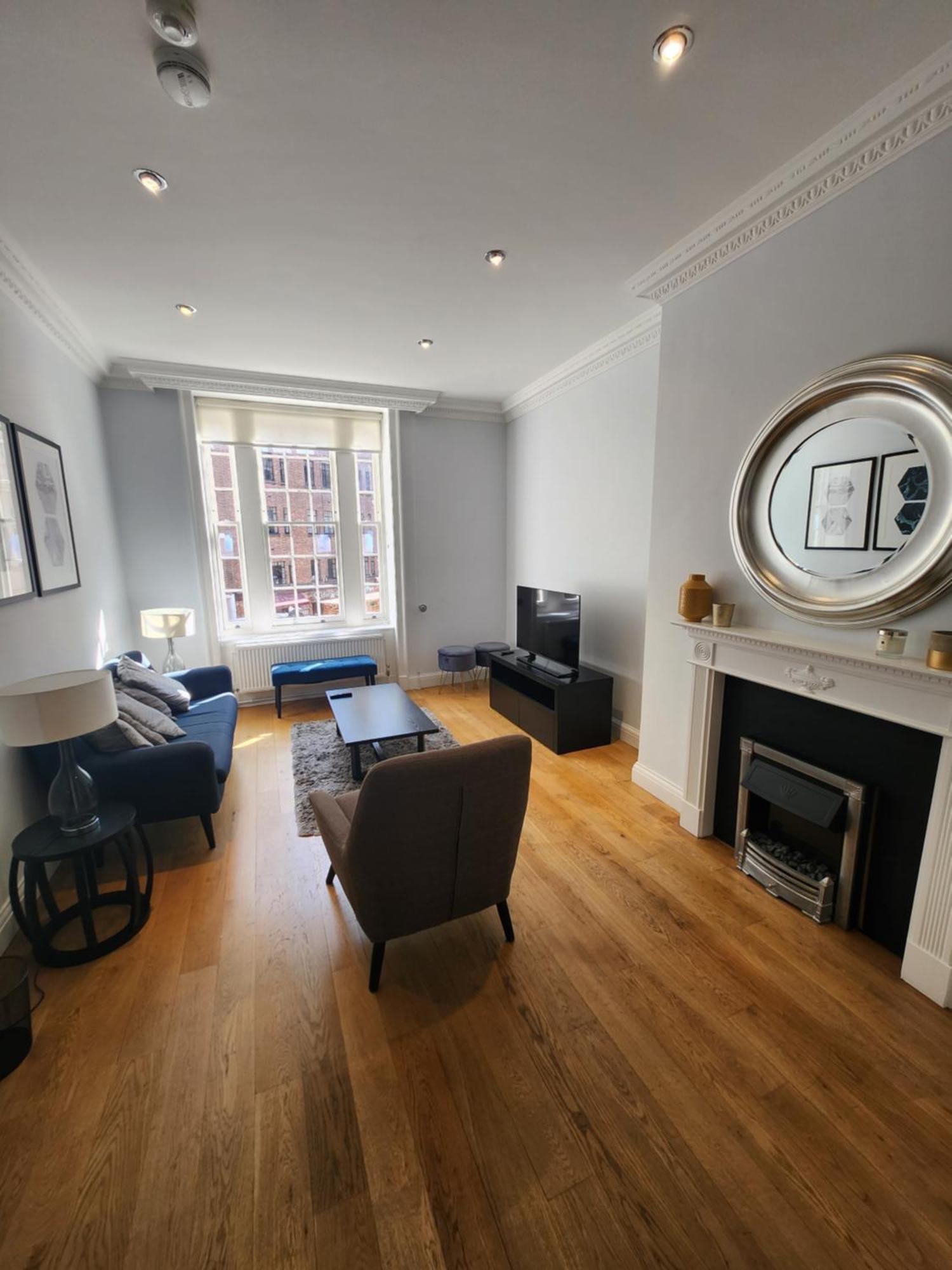 2 Bedroom Luxury Knightsbridge Apartment