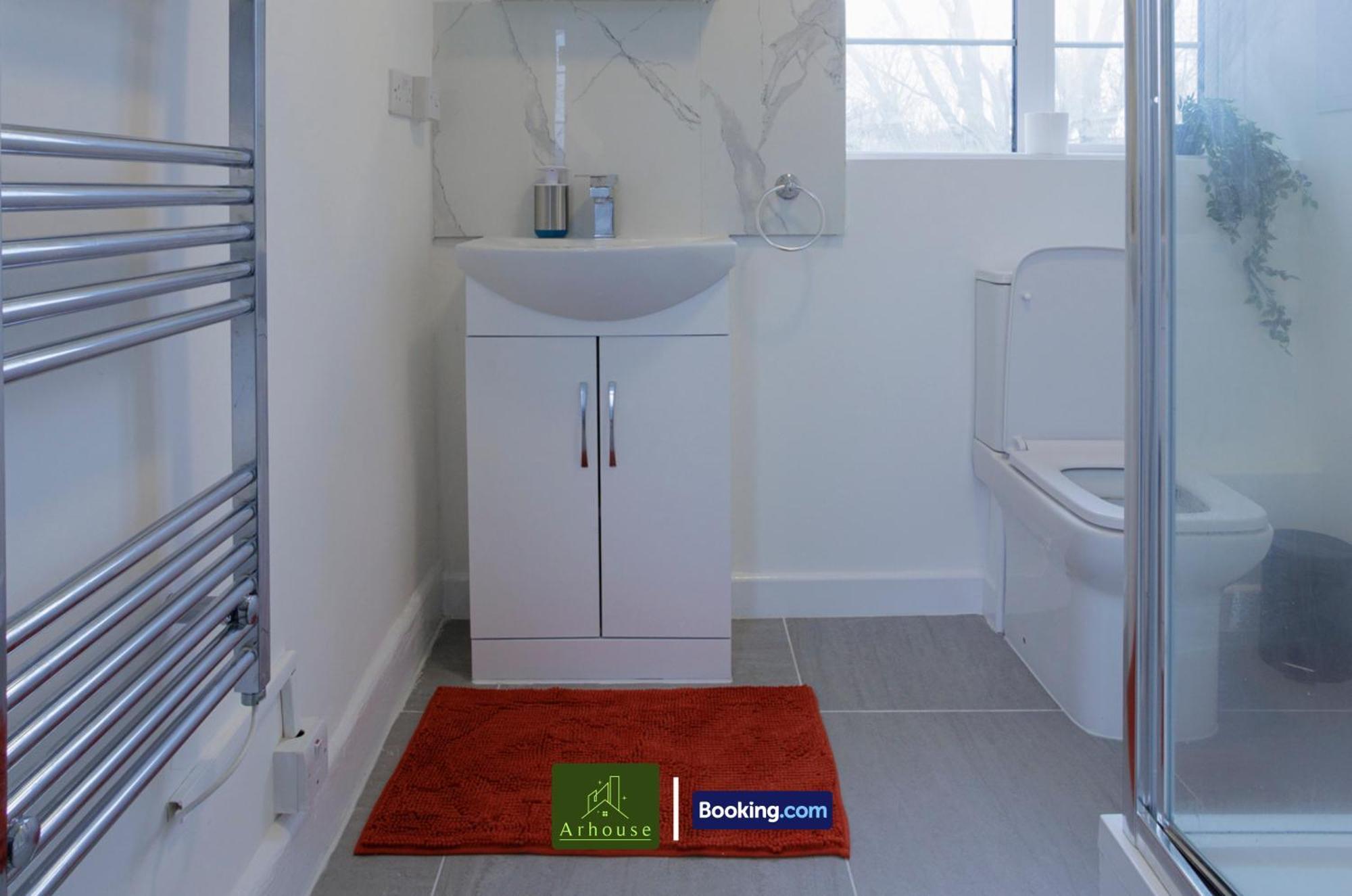 2 Bedroom By Arhouse Short Lets & Serviced Highbury With Free Wifi Appartement Londen