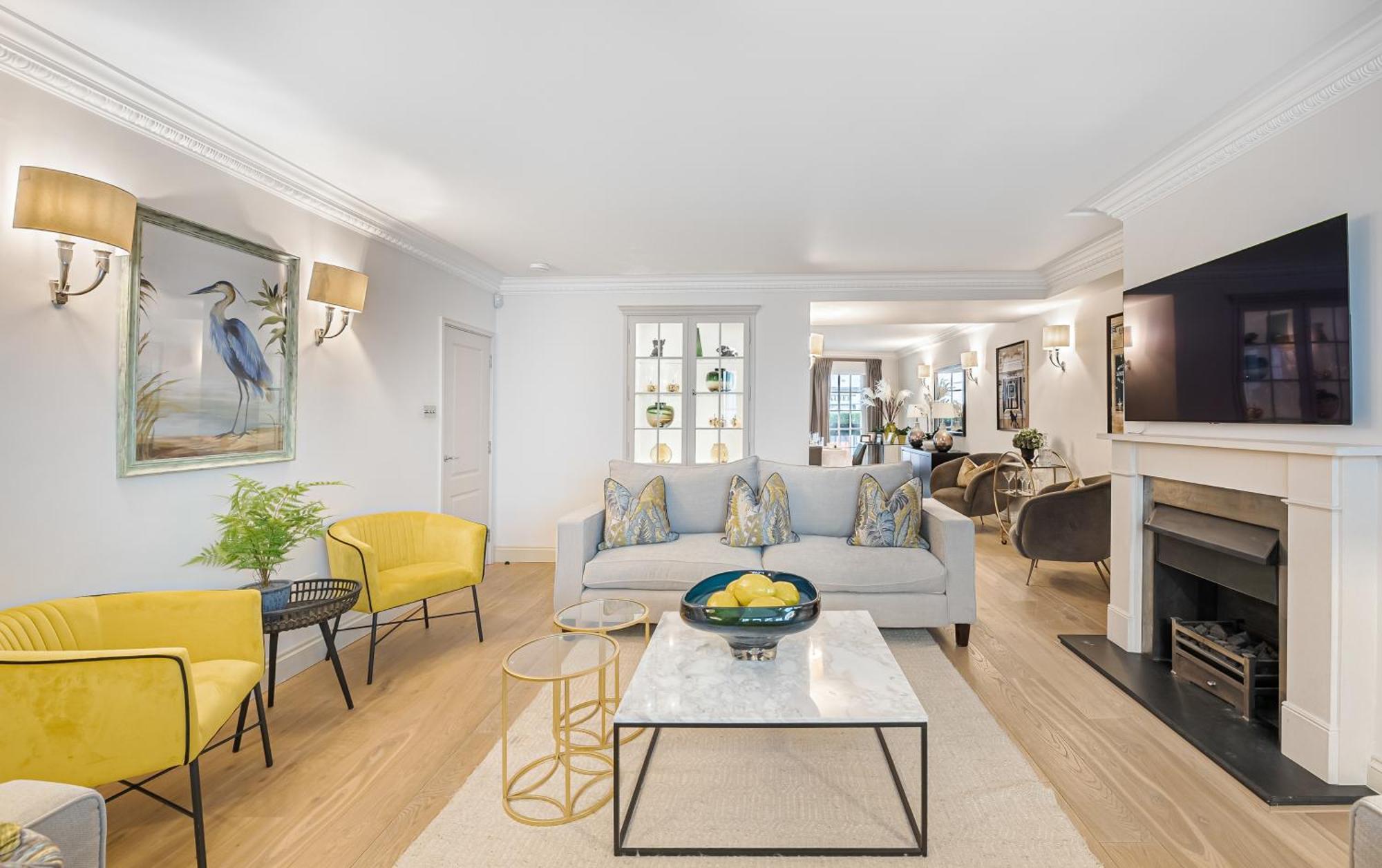 Modern 3 Bedroom Luxury House With Garage In London