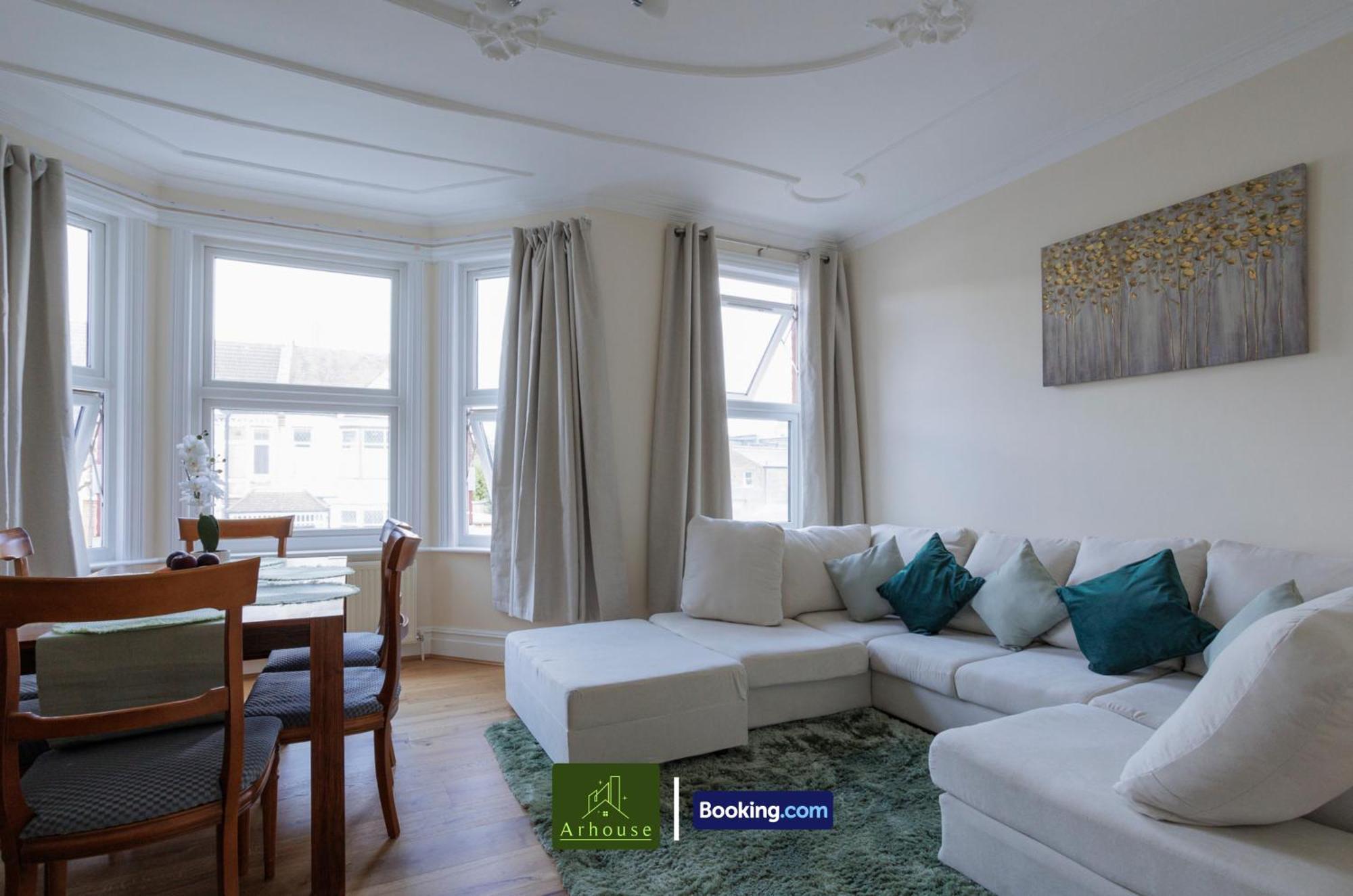 3 Bedroom By Arhouse Short Lets & Serviced Kensal Rise With Free Wifi & Free Parking Apartment