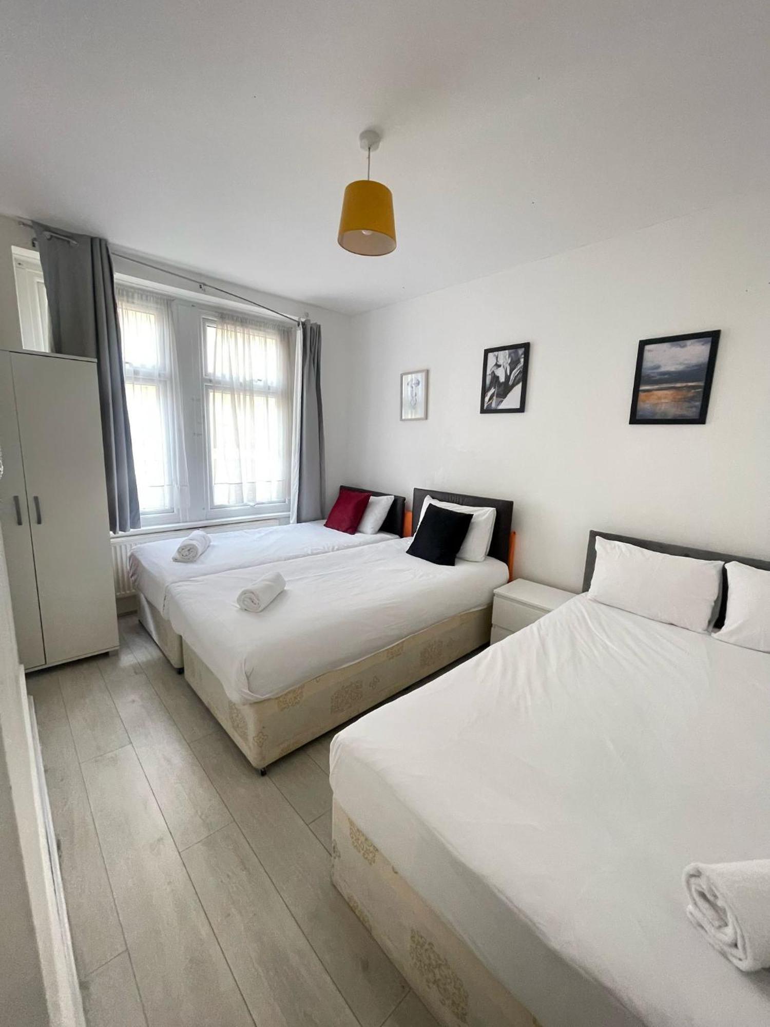 Lovely 2 Bed Flat 2 Floor Miles Londres