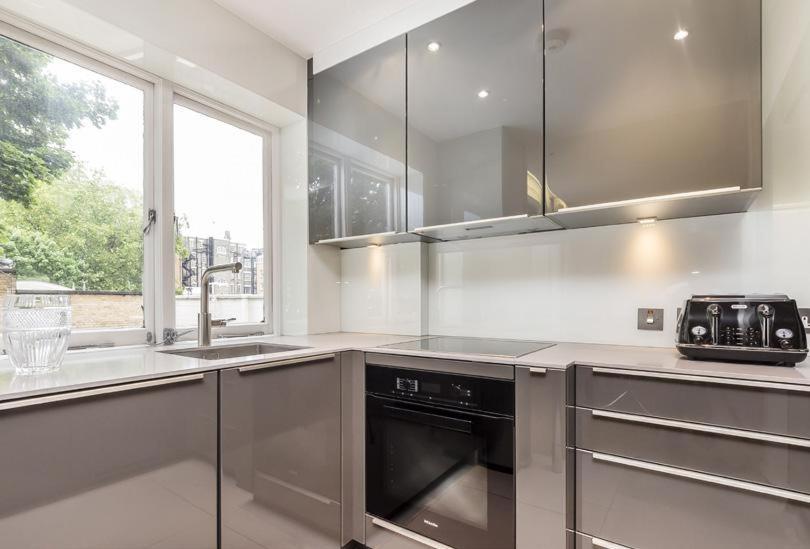 Apartamento 2 Bed, 2 Bath In Mayfair, Garden View *