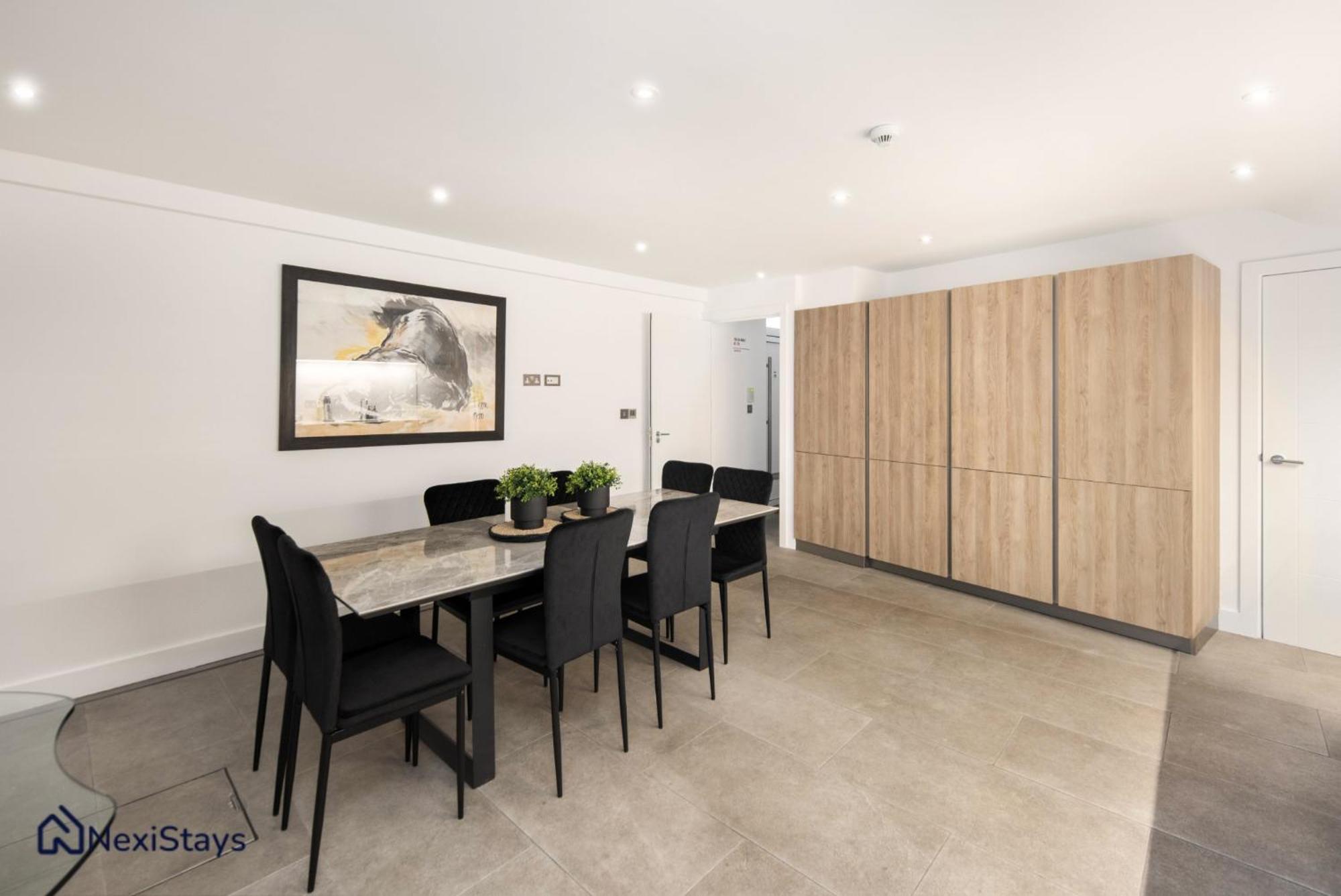 5 Mins Walk To Bond Street, Marylebone Mews * Londres