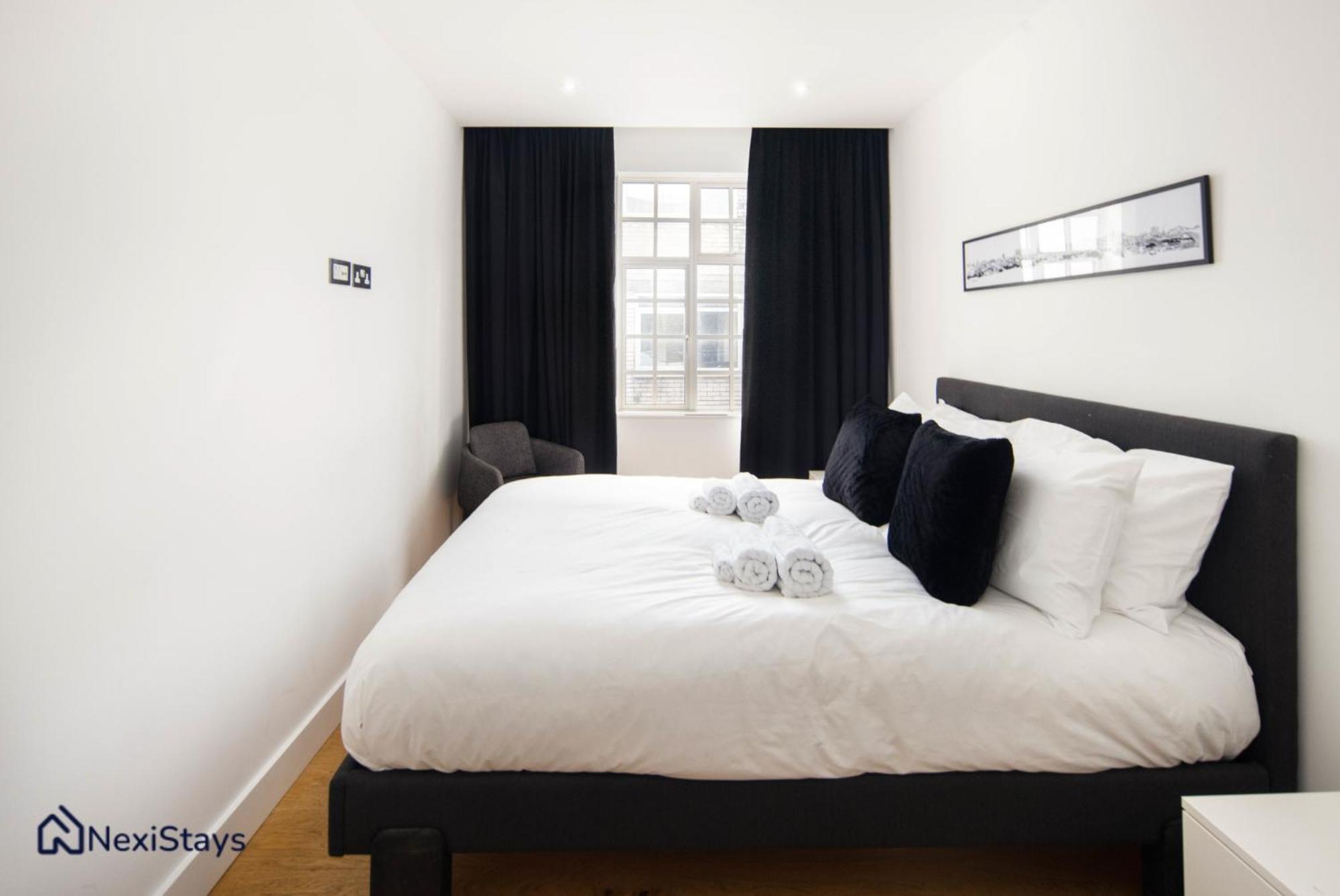 5 Mins Walk To Bond Street, Marylebone Mews Appartement