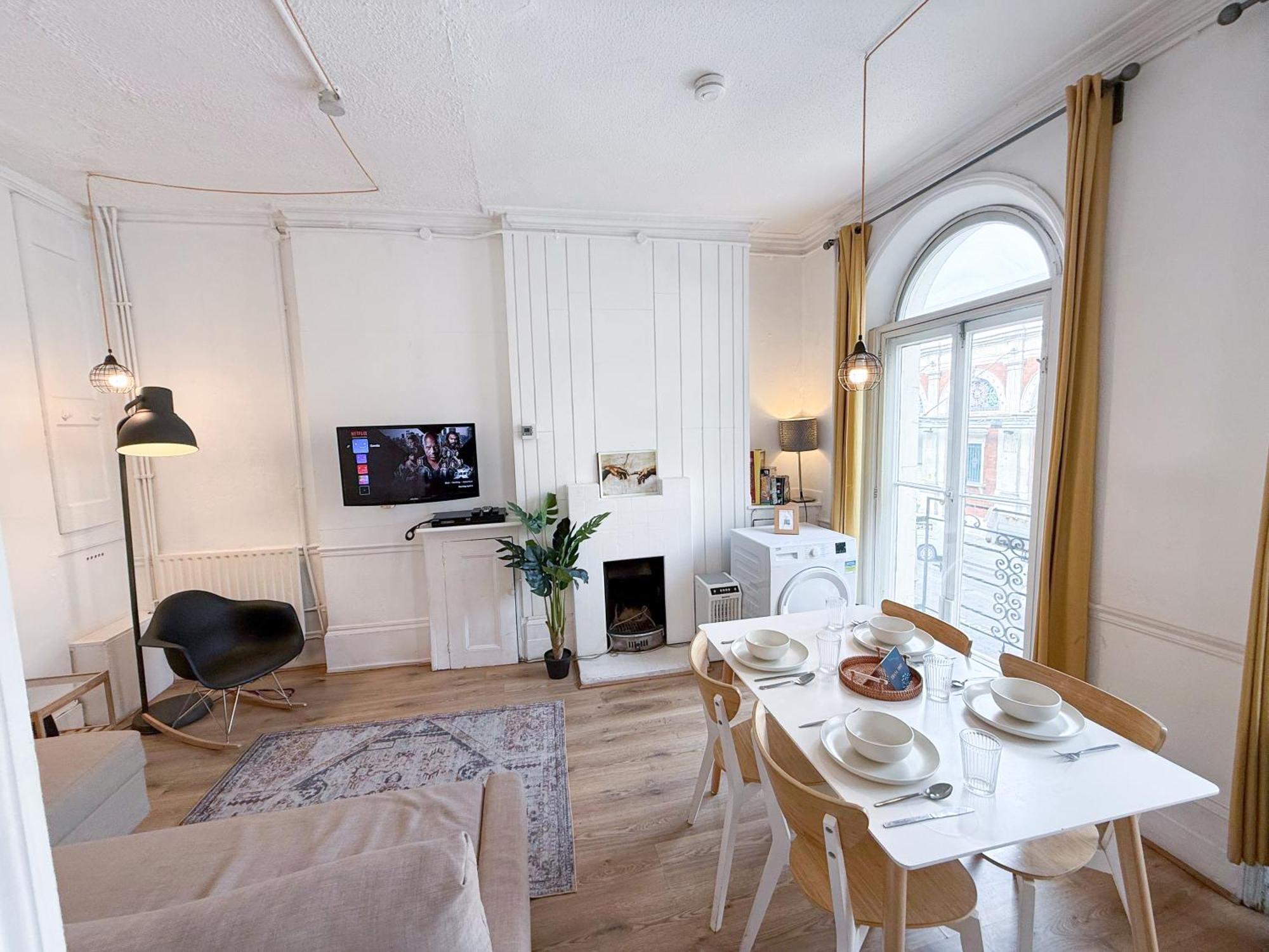 Chic 2-bedroom Flat In Farringdon Barbican Centre Сasa de vacaciones *